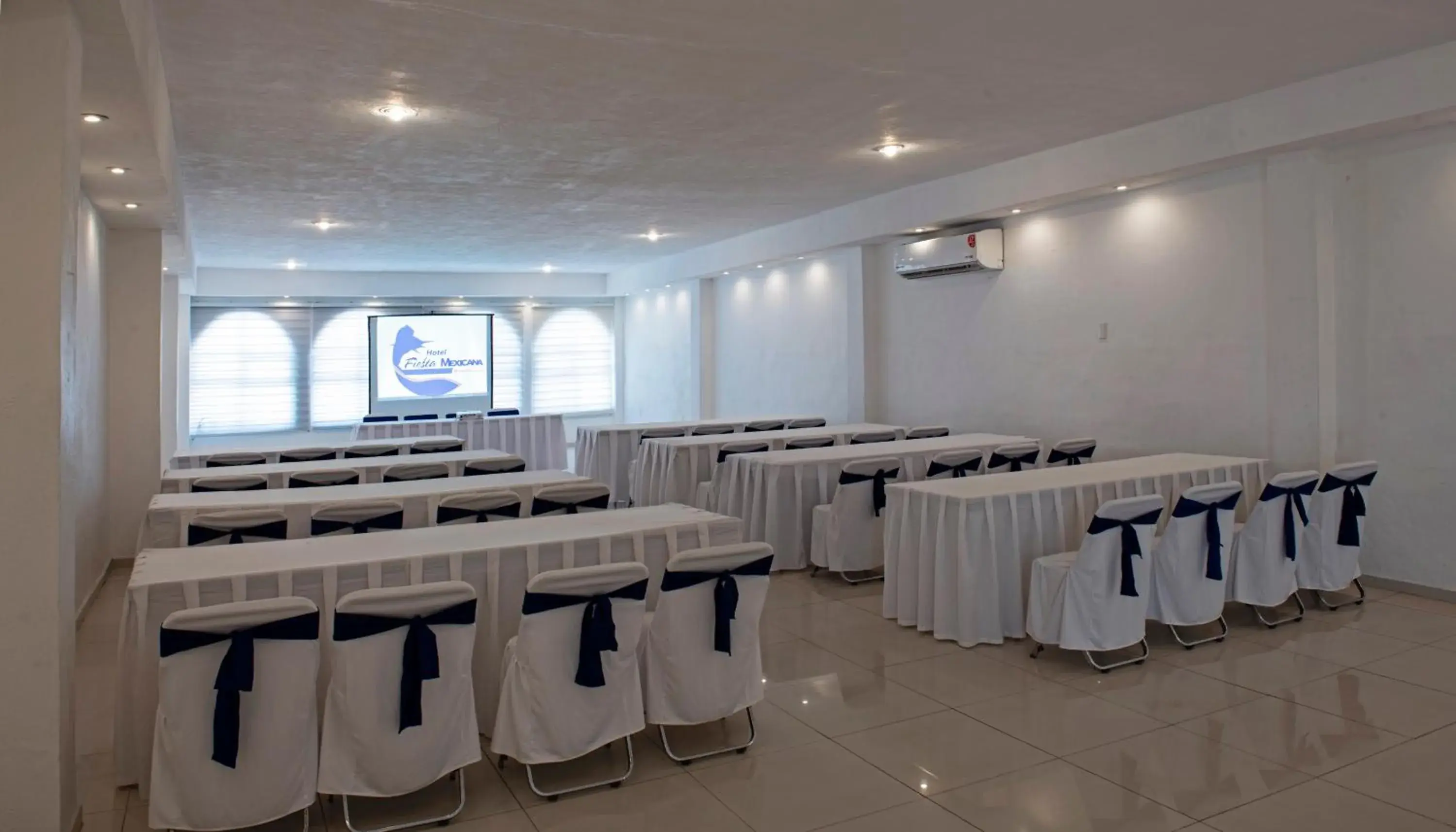 Meeting/conference room in Hotel Fiesta Mexicana