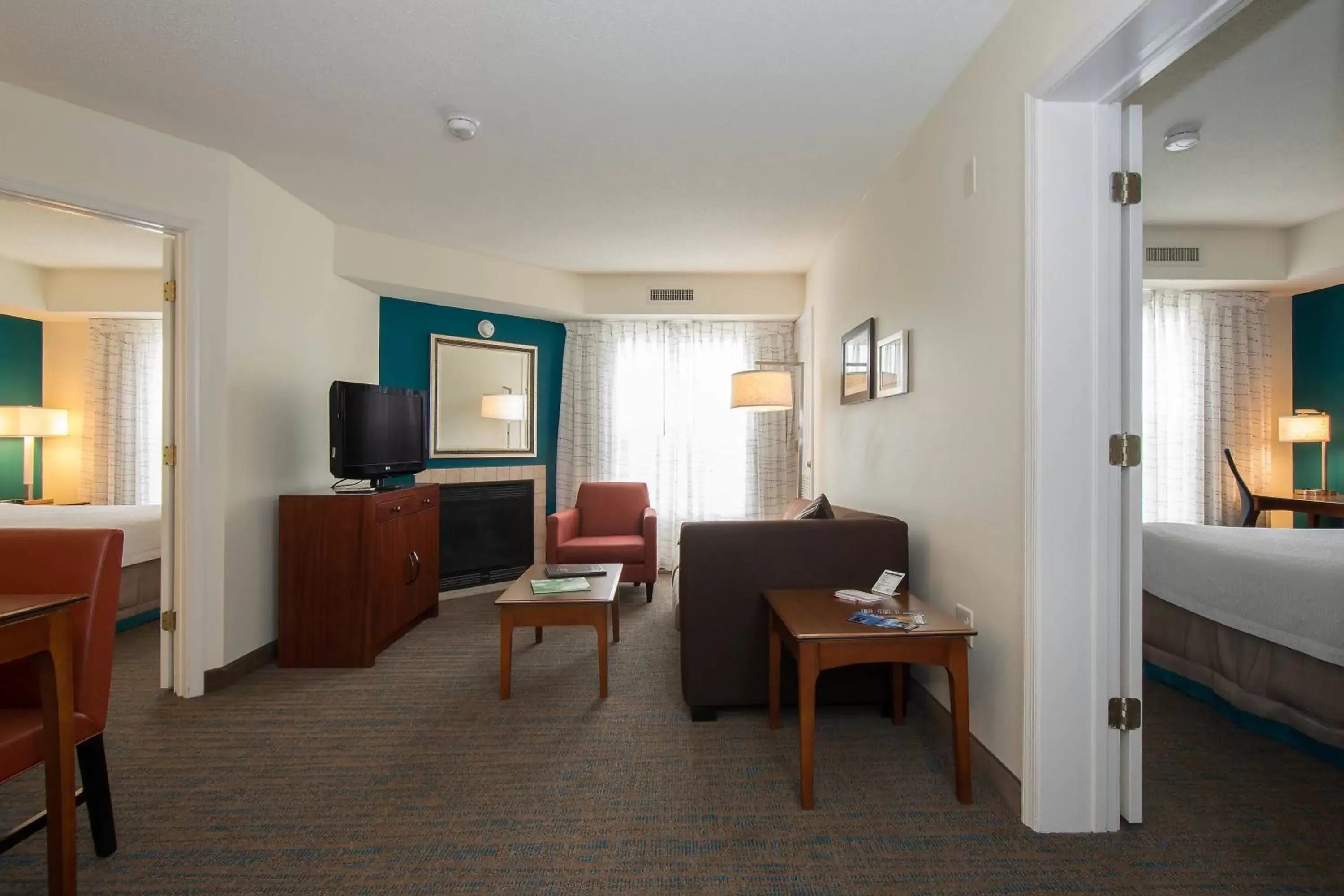 Bedroom, Seating Area in Residence Inn by Marriott Charlotte Piper Glen