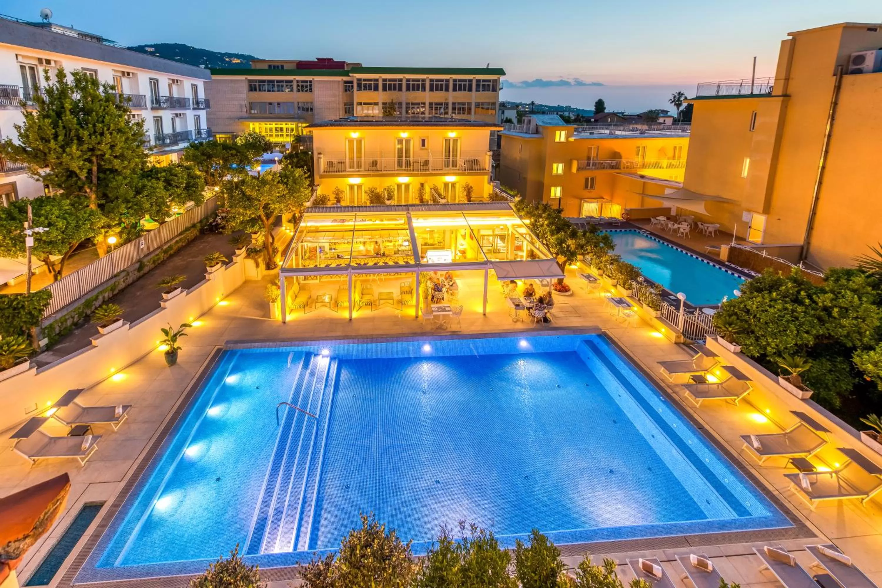 Property building in Hotel Florida