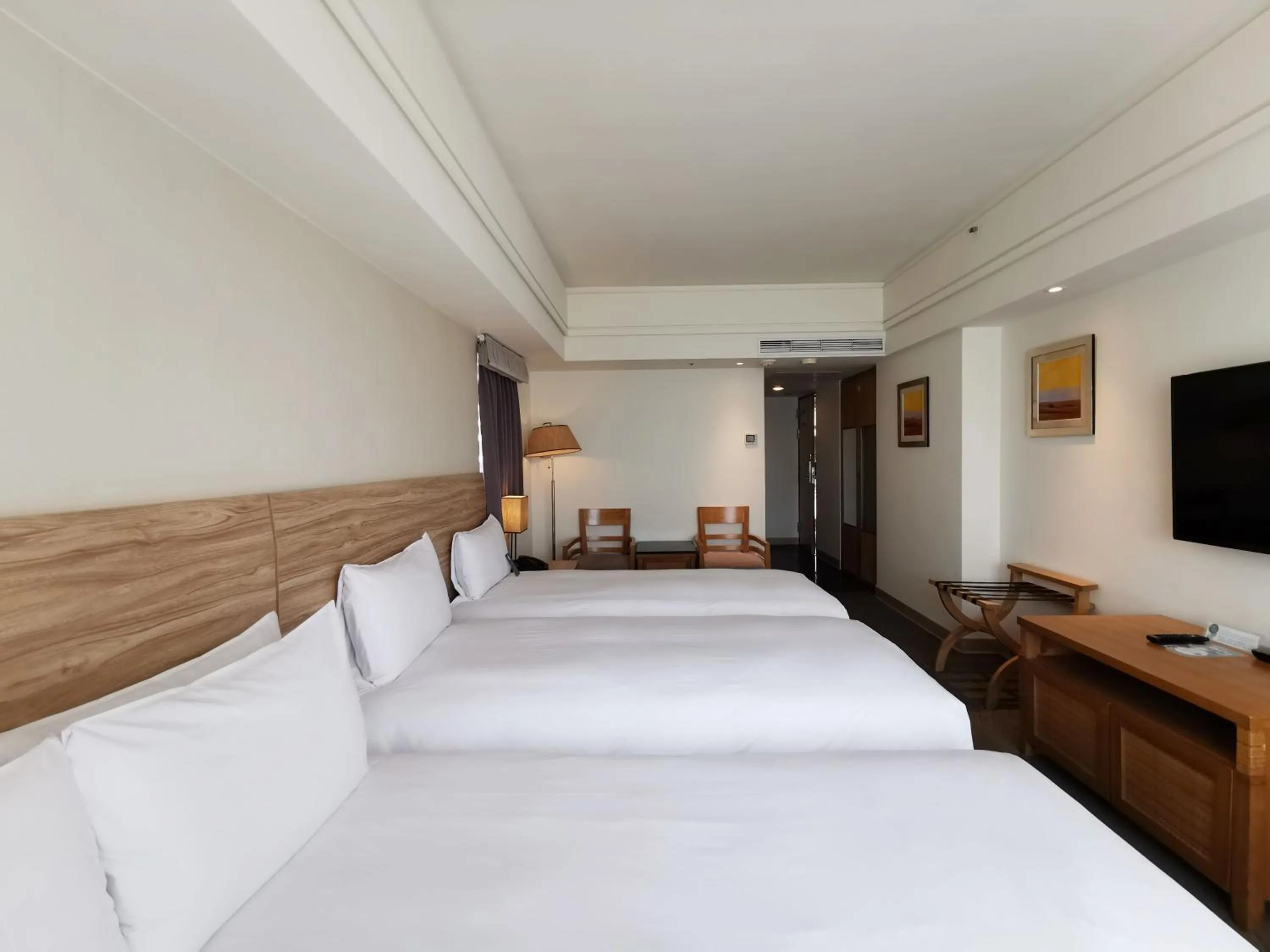 Photo of the whole room, Bed in Azure Hotel