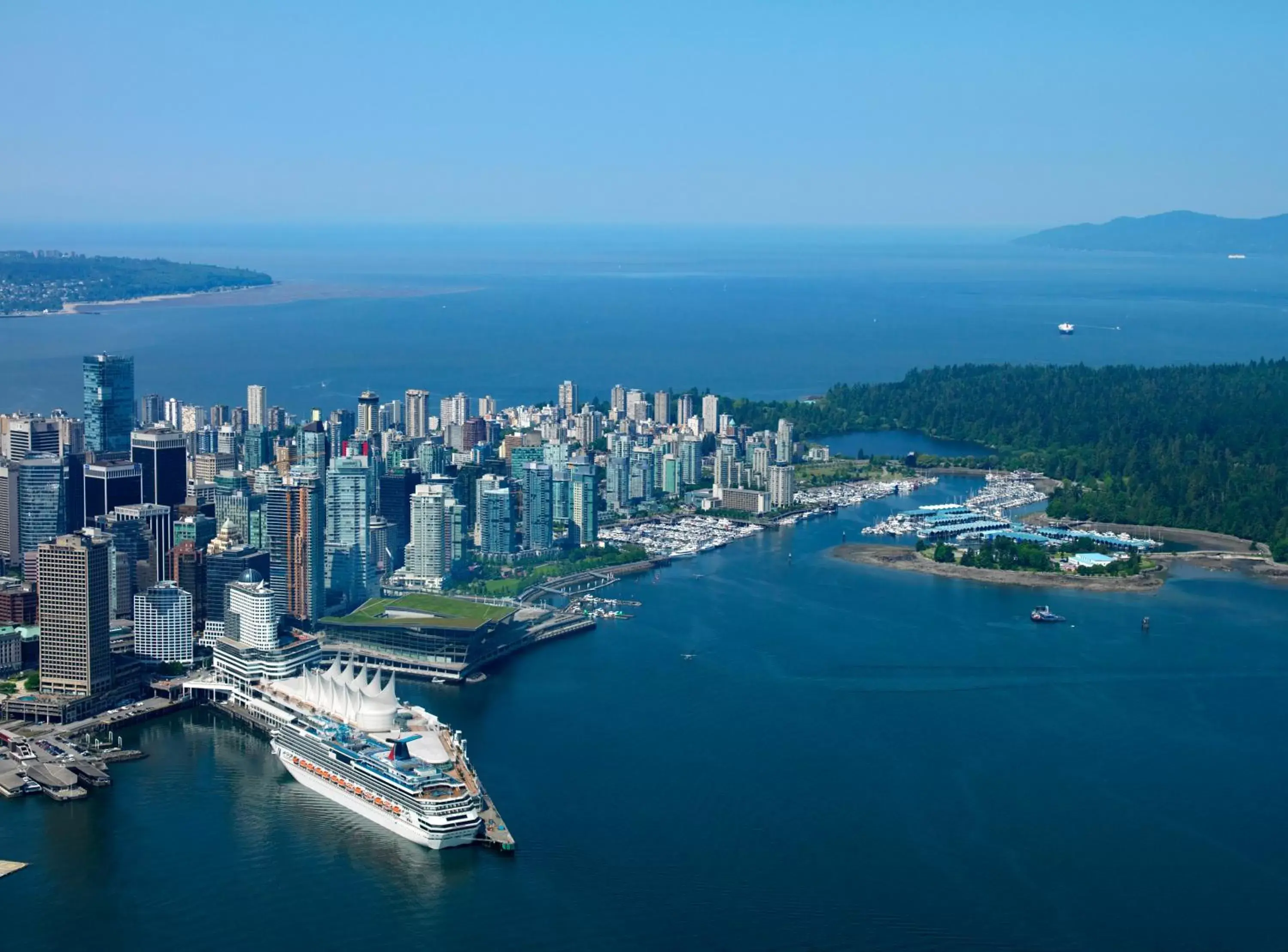 Bird's eye view, Bird's-eye View in Pan Pacific Vancouver