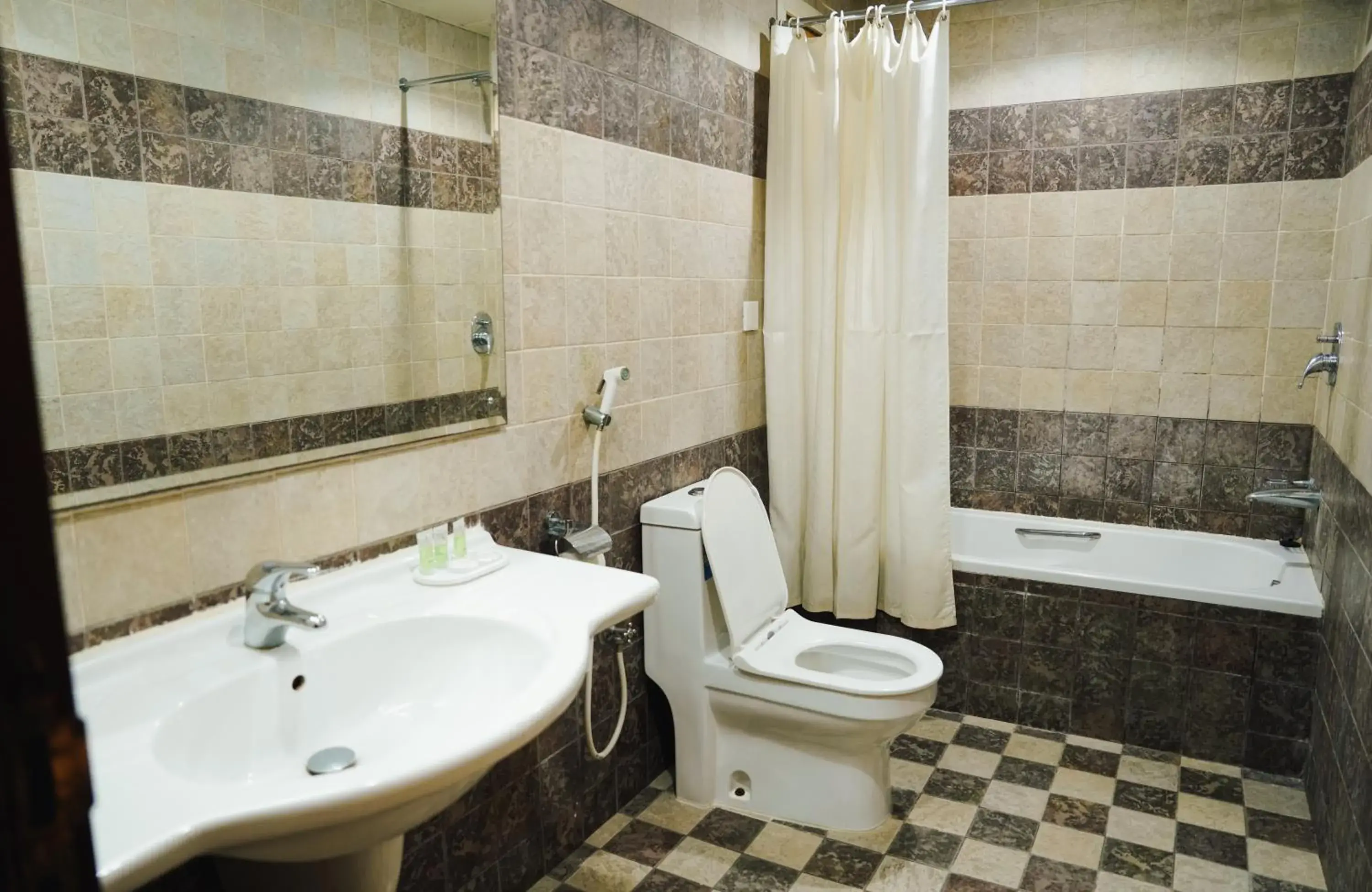 Shower, Bathroom in Safeer International Hotel