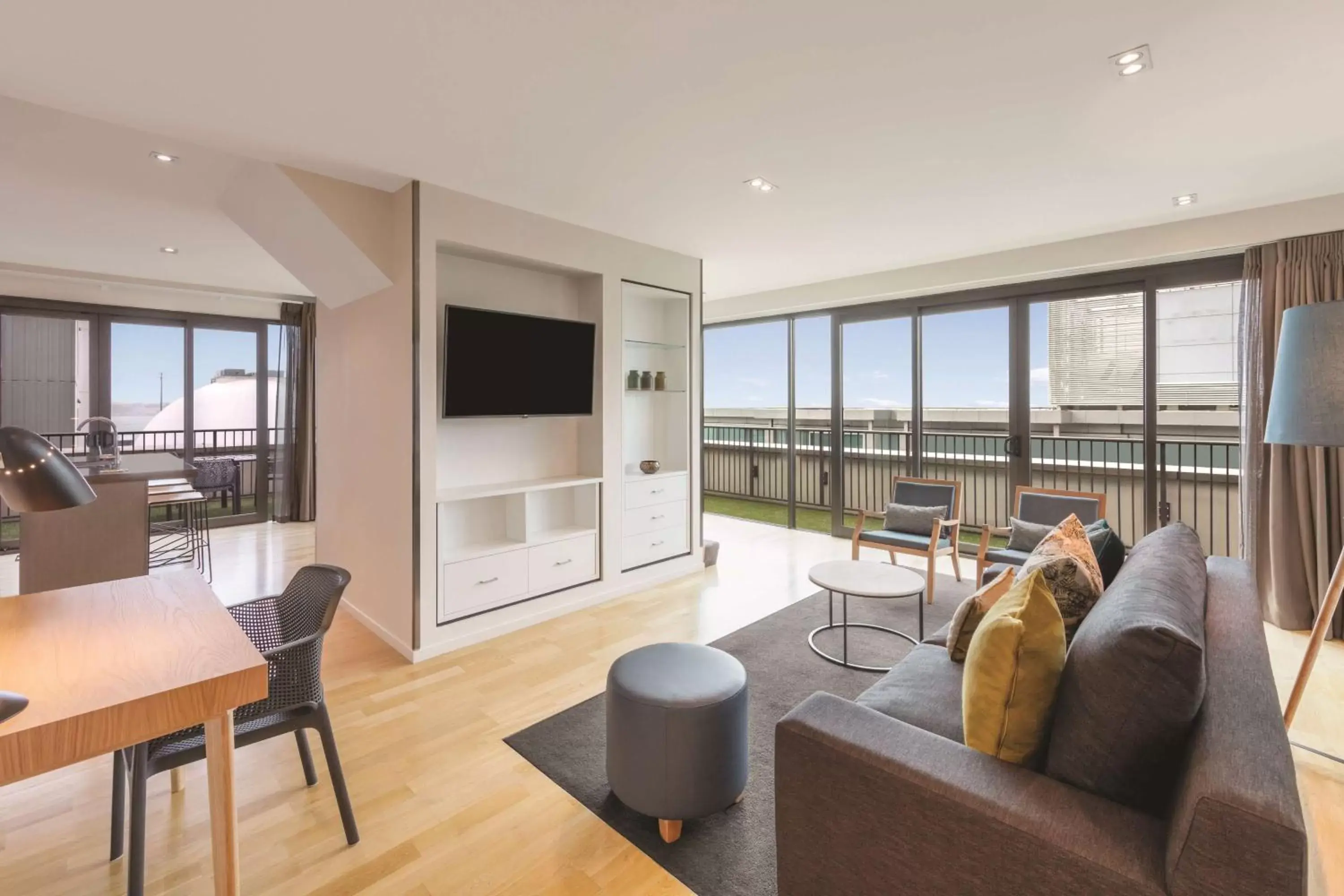 Bedroom, Seating Area in Adina Apartment Hotel Auckland Britomart