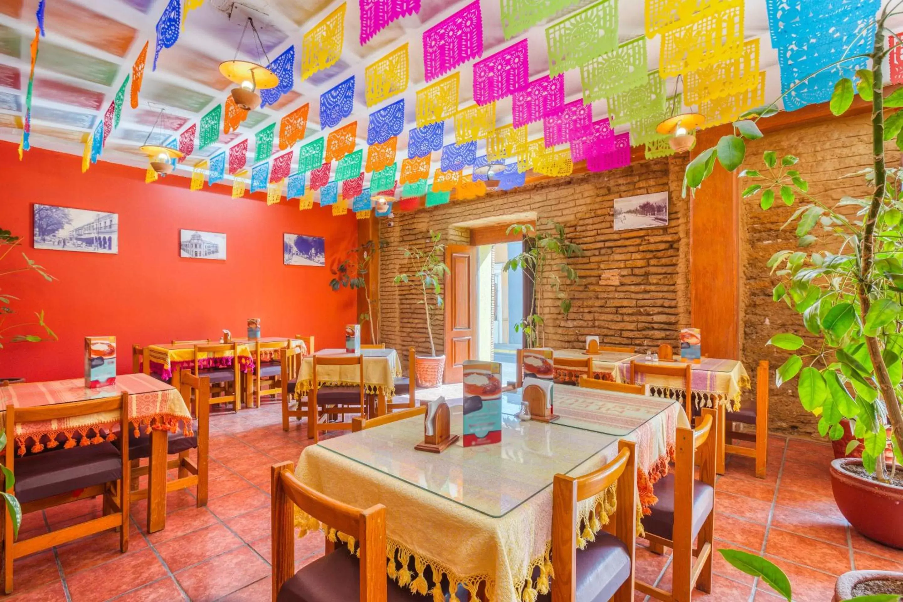 Restaurant/Places to Eat in OYO Hotel Mi casa, Oaxaca centro