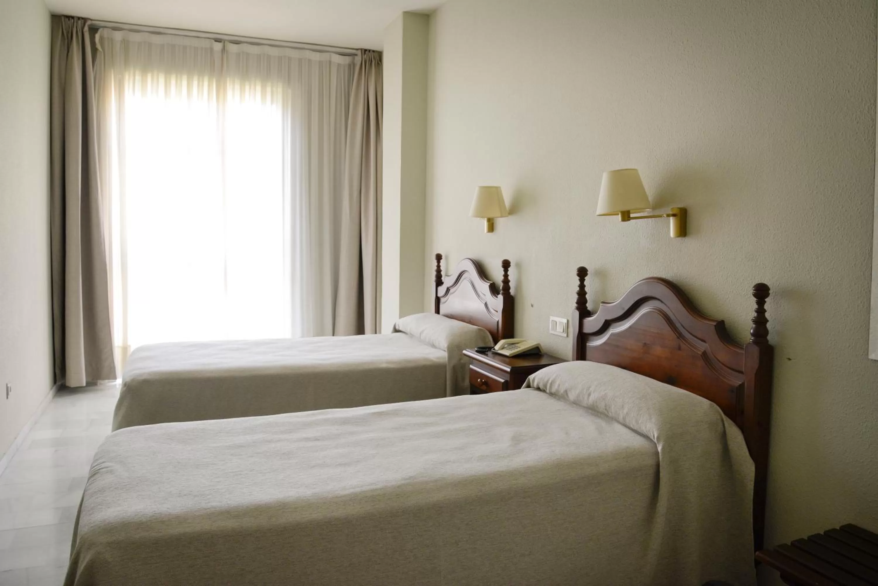 Bedroom, Bed in Hotel San Pablo Sevilla