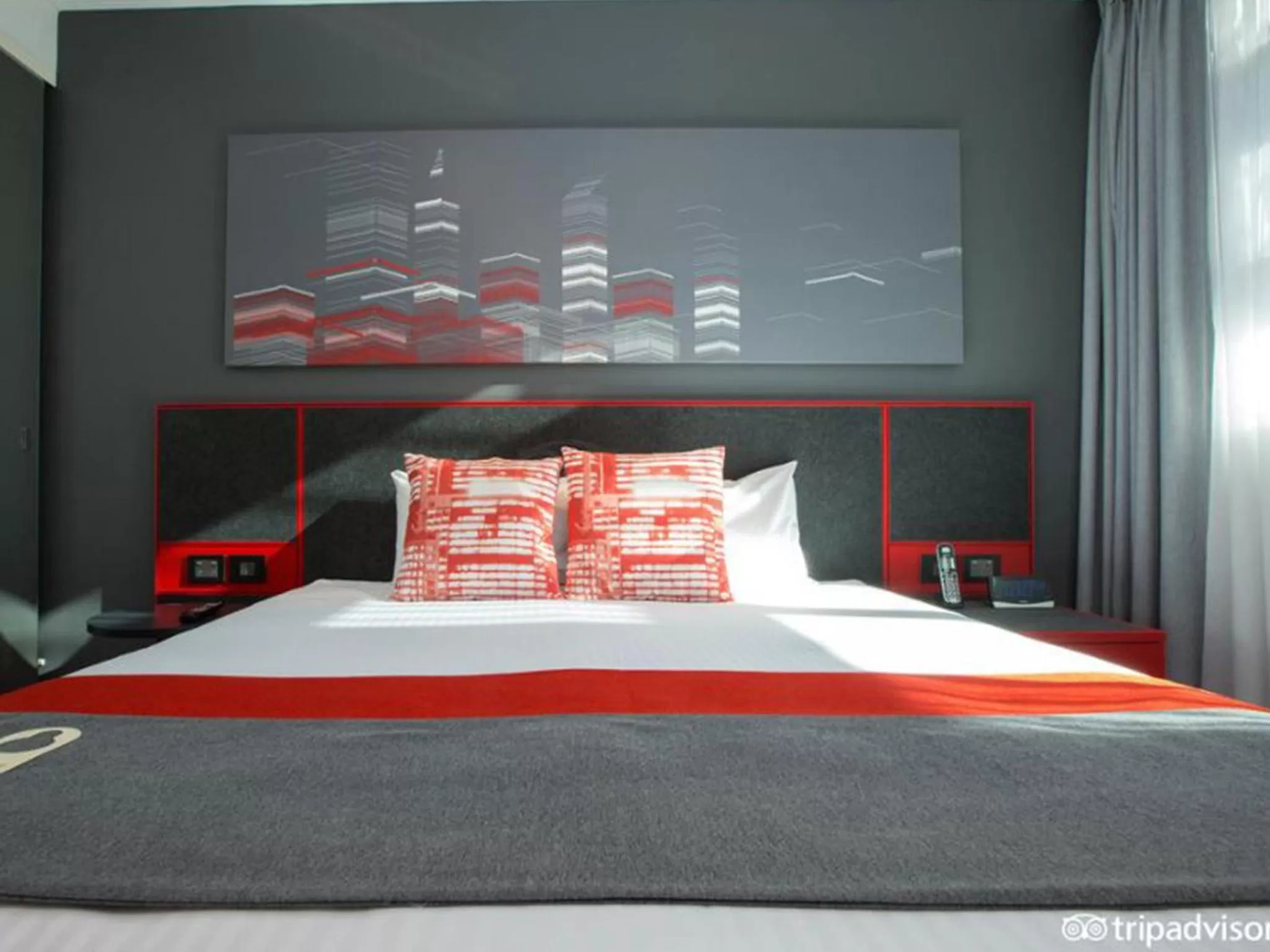 Bed in Citadines St Georges Terrace Perth