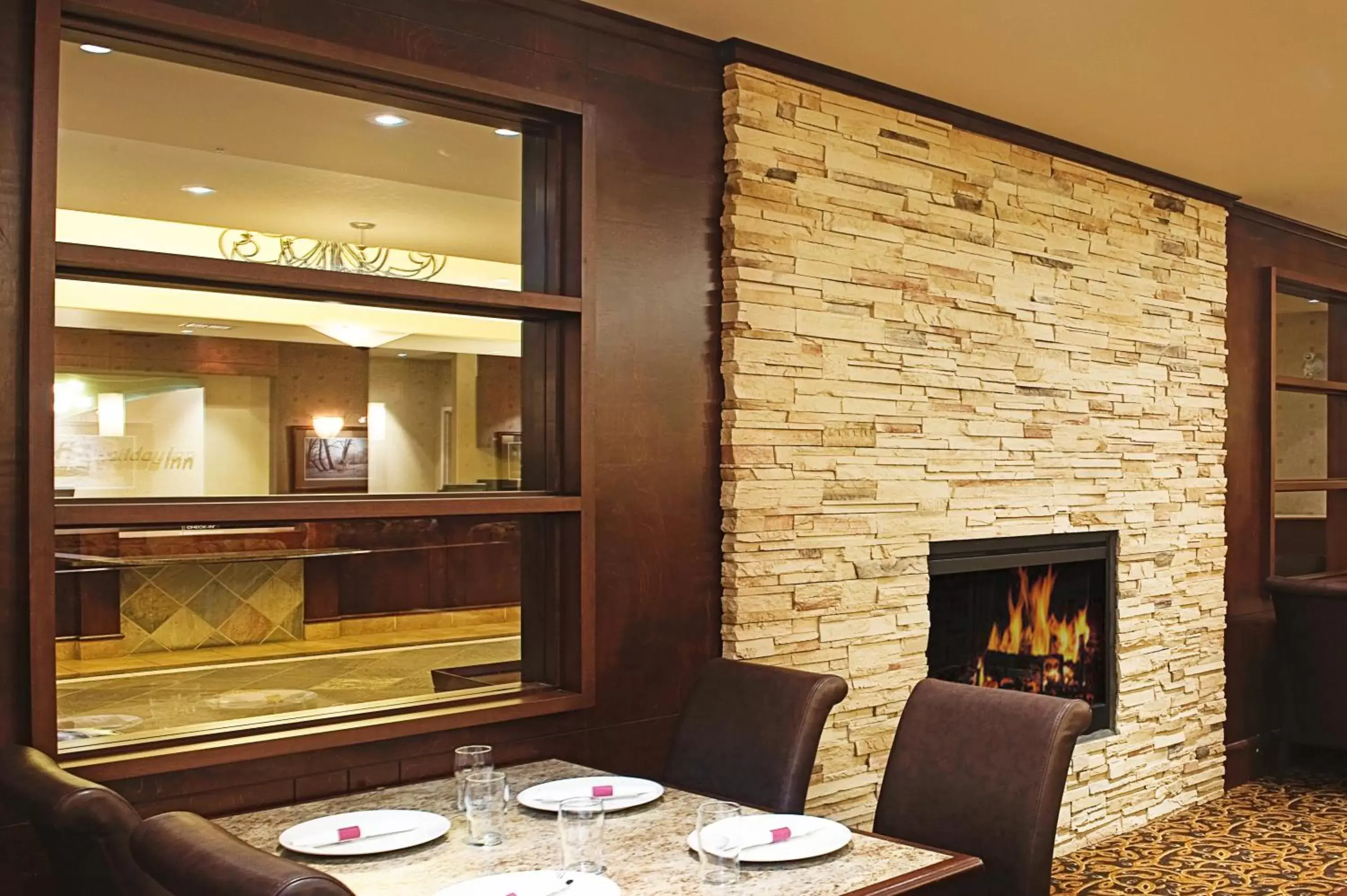 Restaurant/Places to Eat in Holiday Inn & Suites Lloydminster, an IHG Hotel