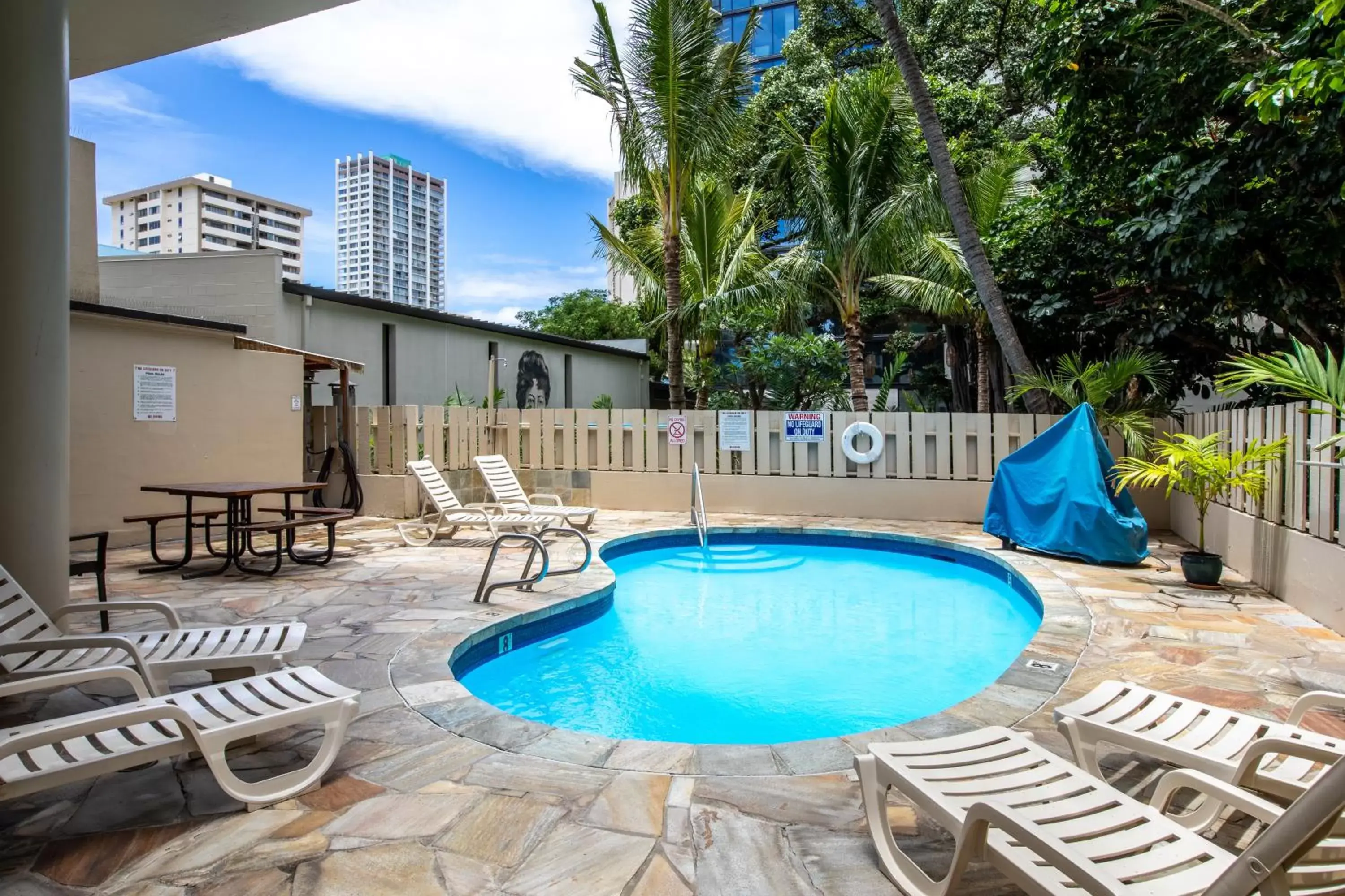 Pool view, Swimming Pool in Aqua Aloha Surf Waikiki