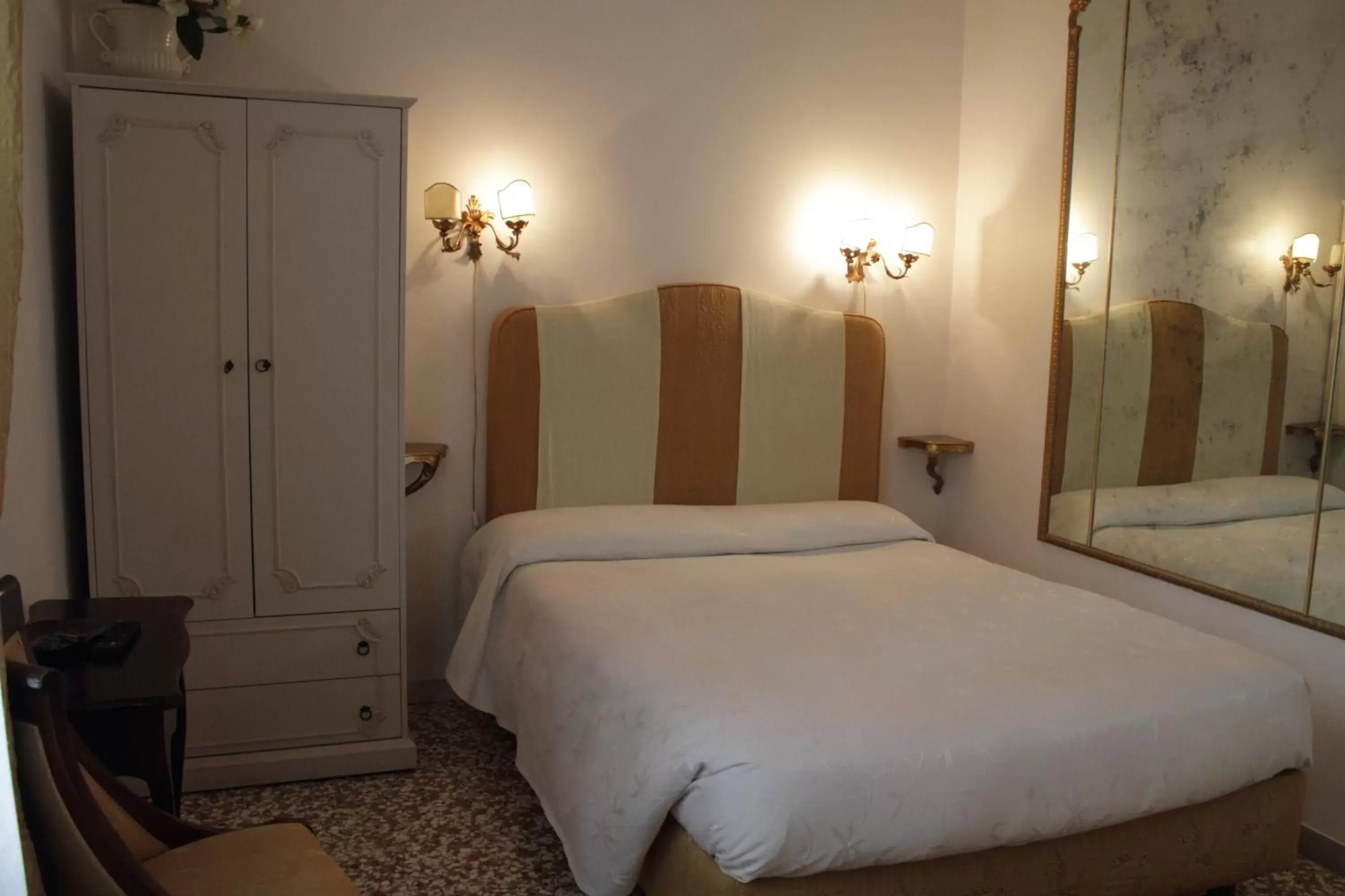 Small Double Room in B&B Cà Del Modena