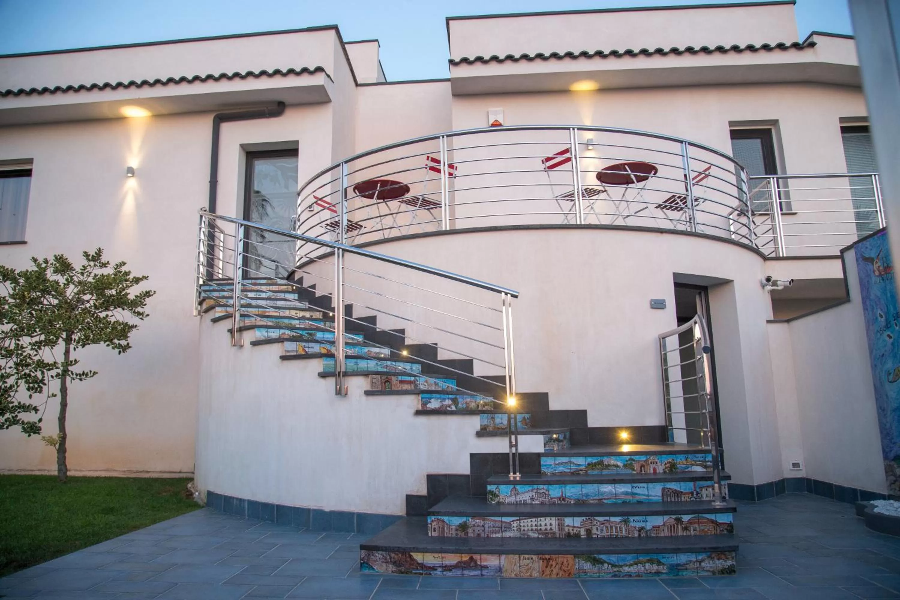 Facade/entrance in Tra Le Braccia di Morfeo