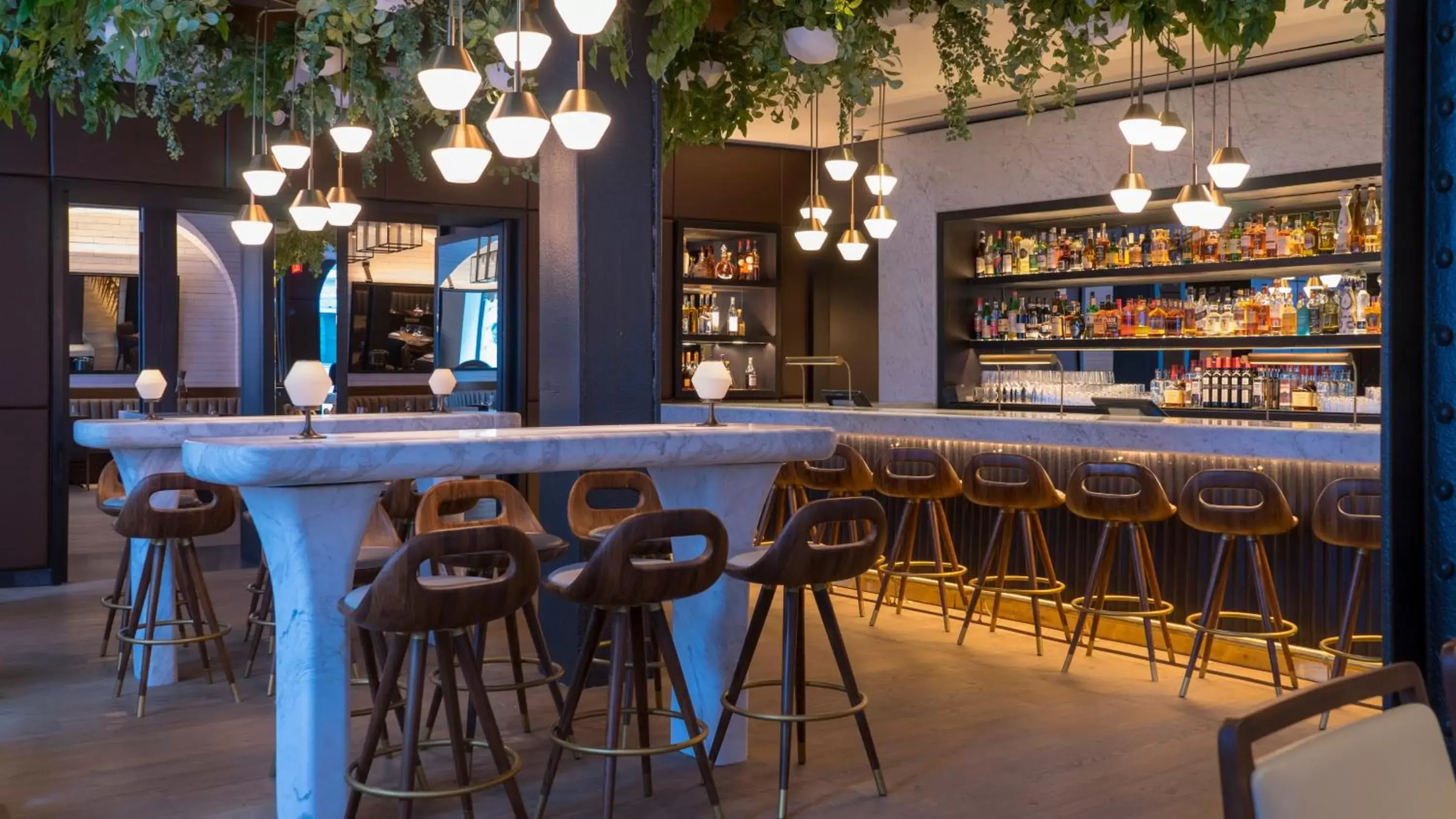 Restaurant/places to eat, Lounge/Bar in The James New York - NoMad