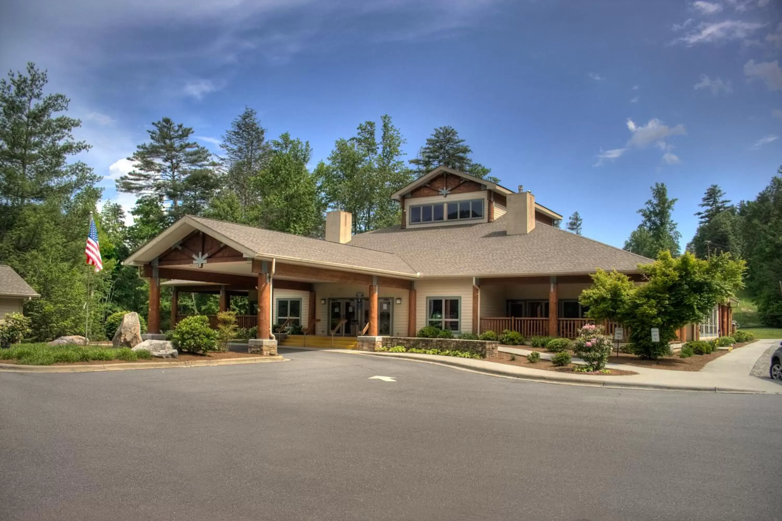 Facade/entrance, Property Building in Foxhunt at Sapphire Valley by Capital Vacations