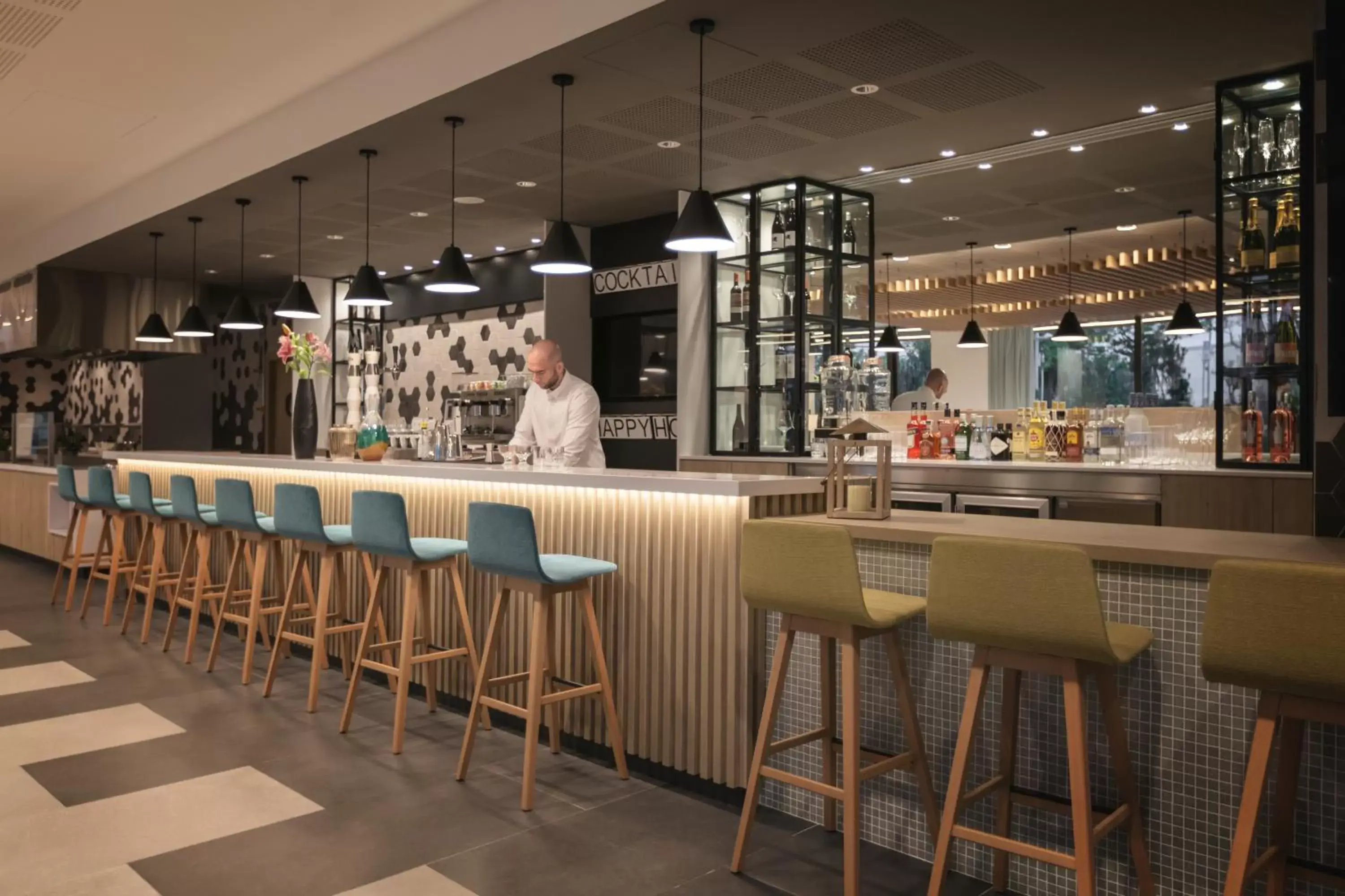 Staff, Lounge/Bar in Holiday Inn Barcelona - Sant Cugat, an IHG Hotel