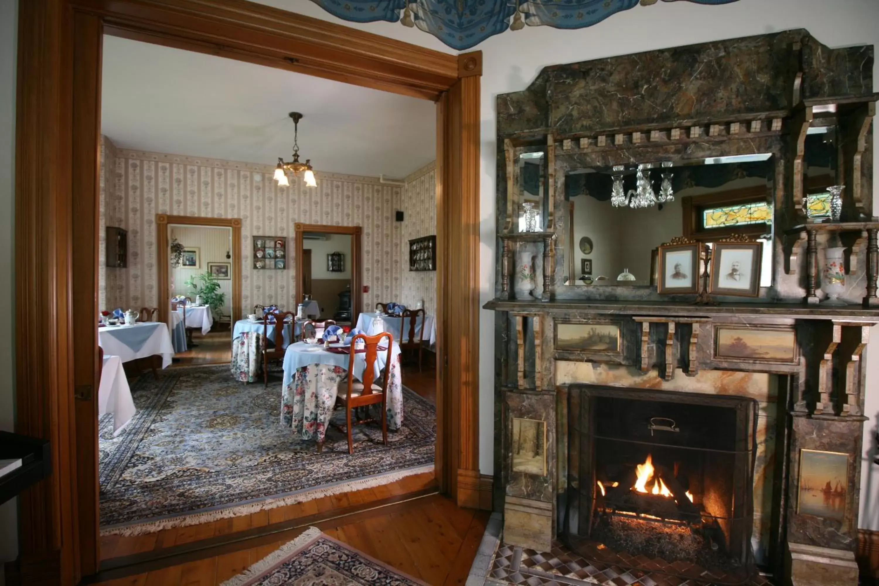 Living room, Restaurant/Places to Eat in The Governor's Inn