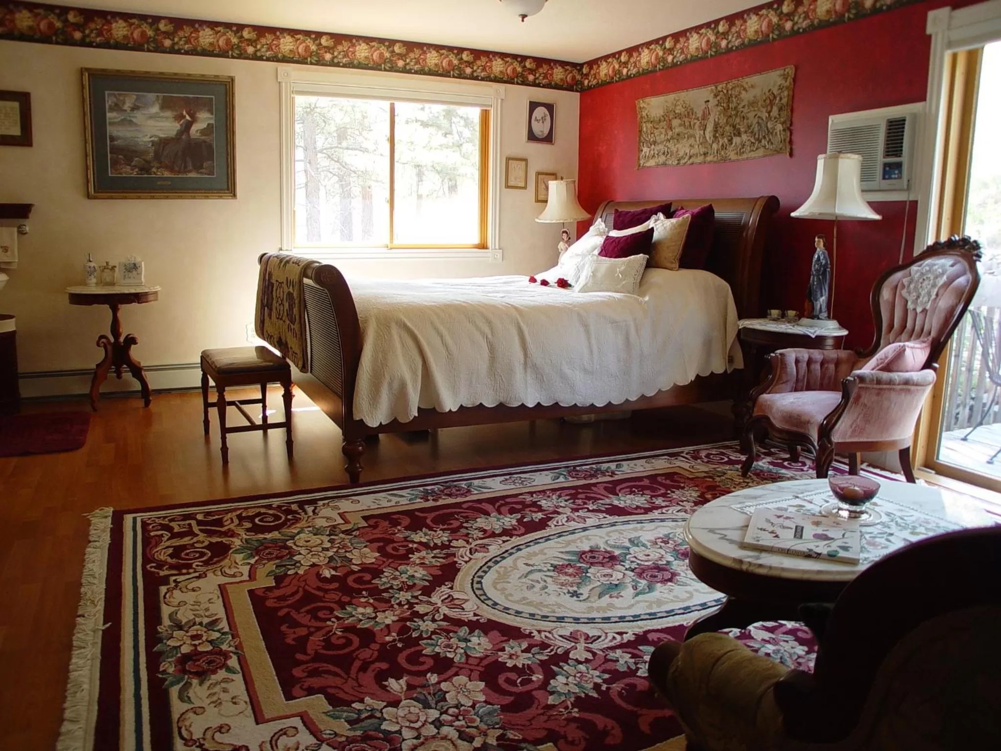 Bed in Blue Mountain Bed and Breakfast