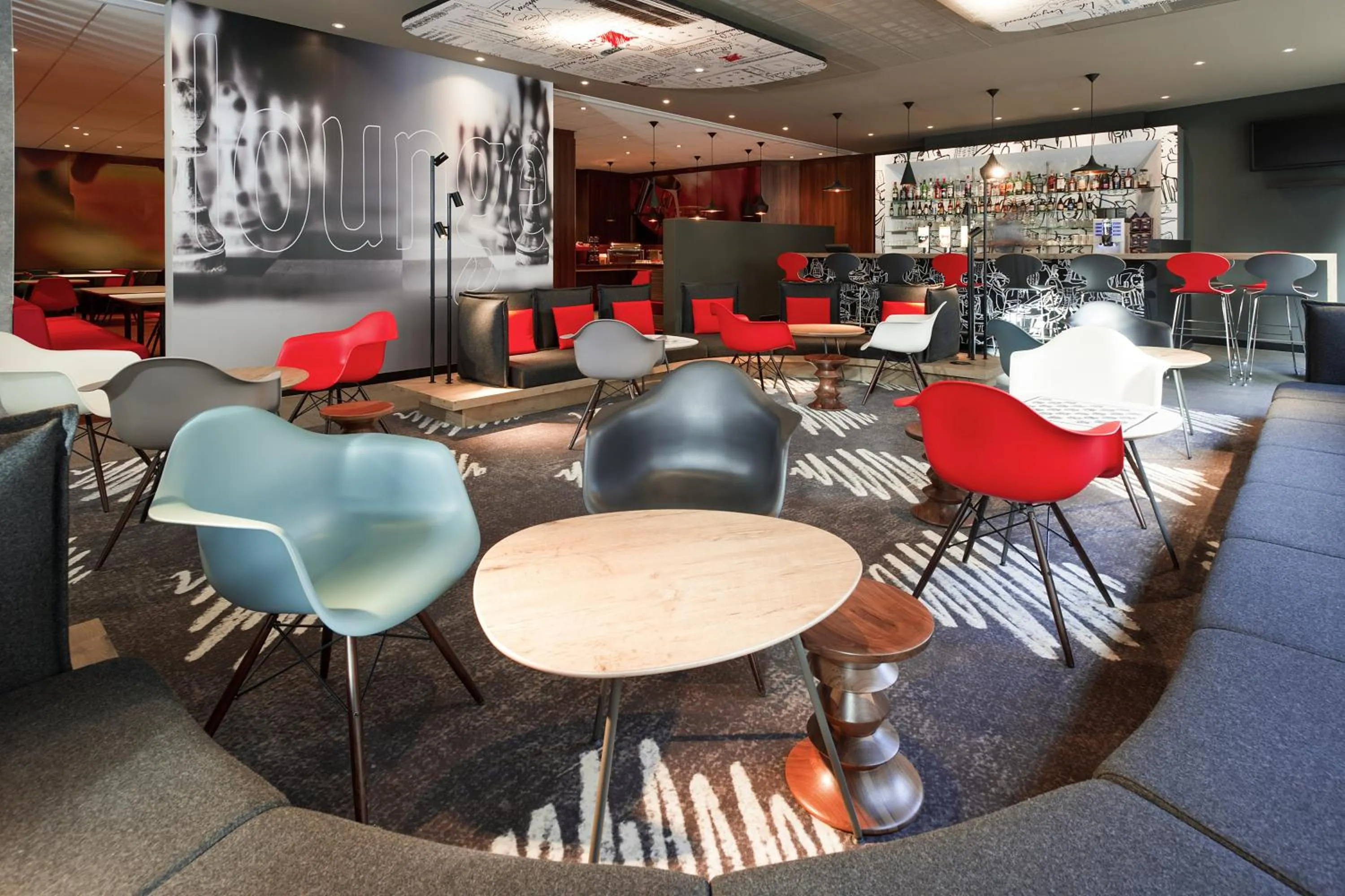 Lounge or bar in ibis Gent Centrum Opera