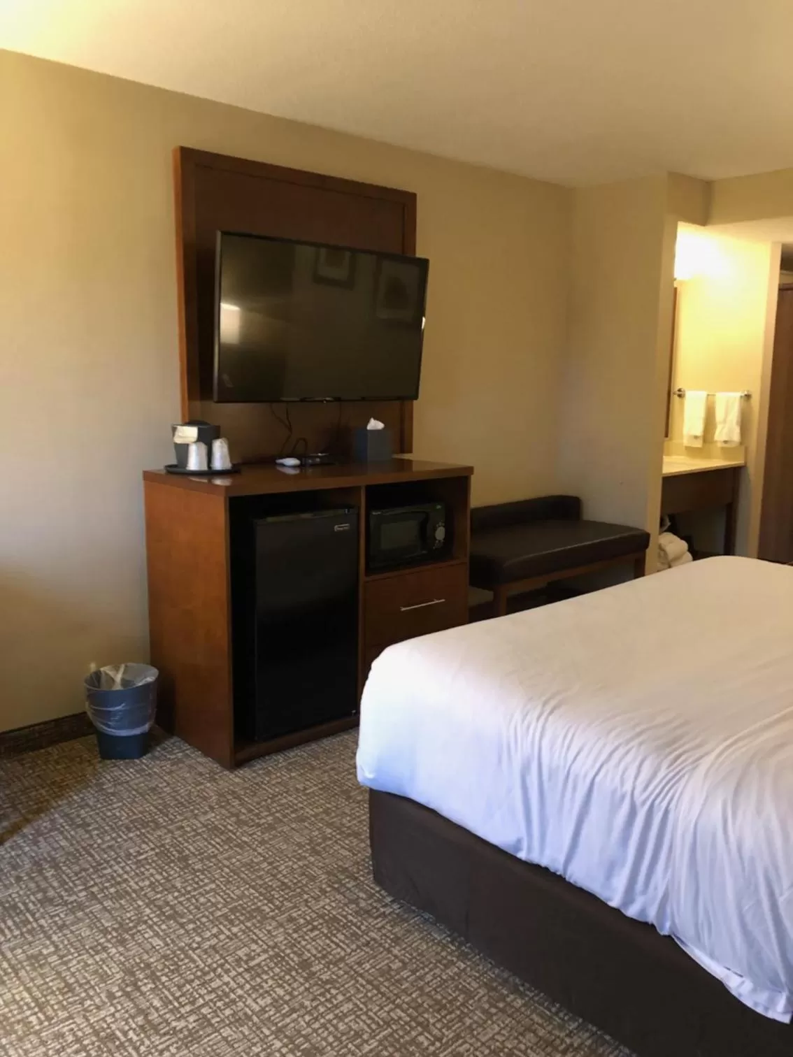 Bed in Wingate by Wyndham Grove City