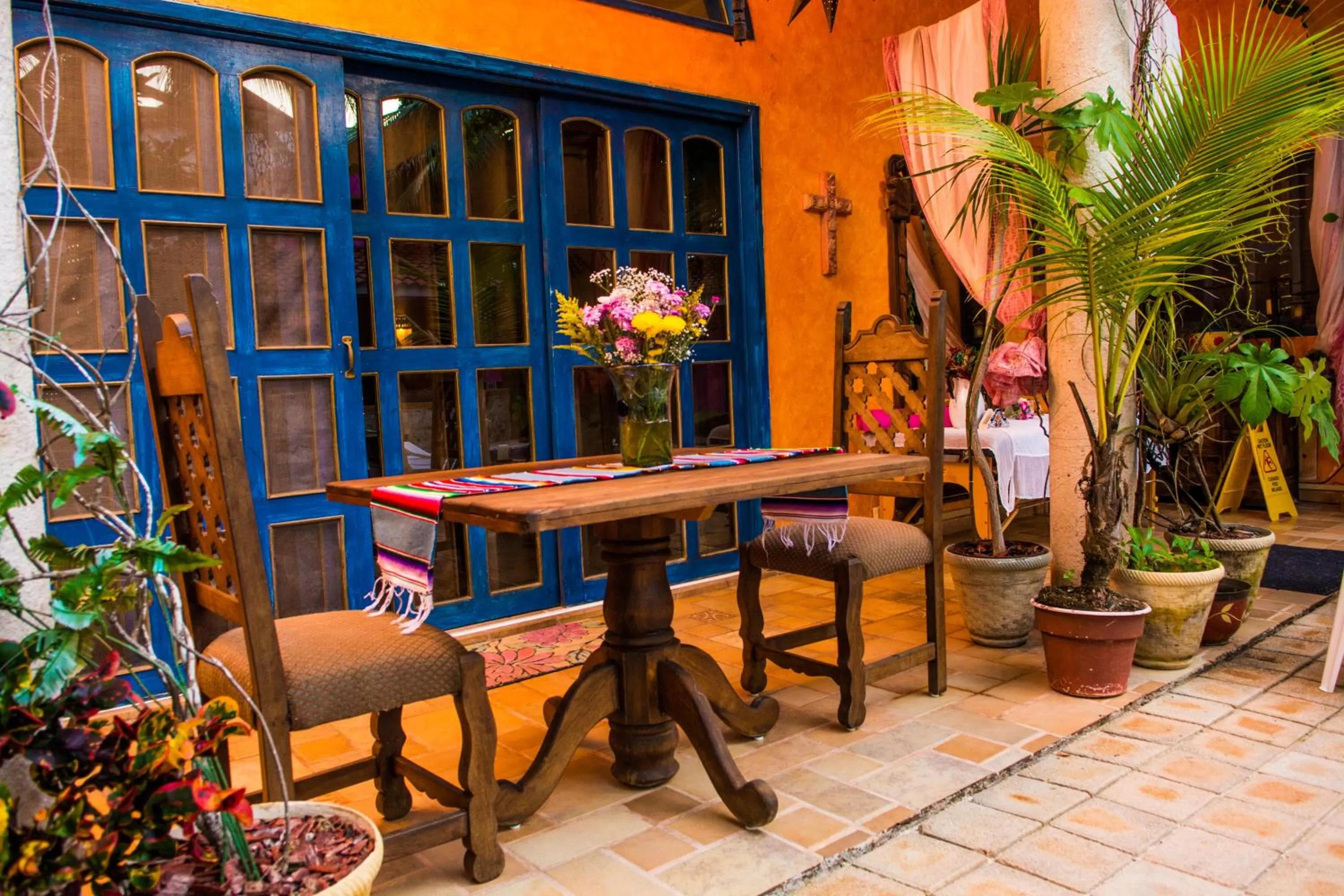 Patio in Hacienda Boutique B&B and Spa Solo Adultos