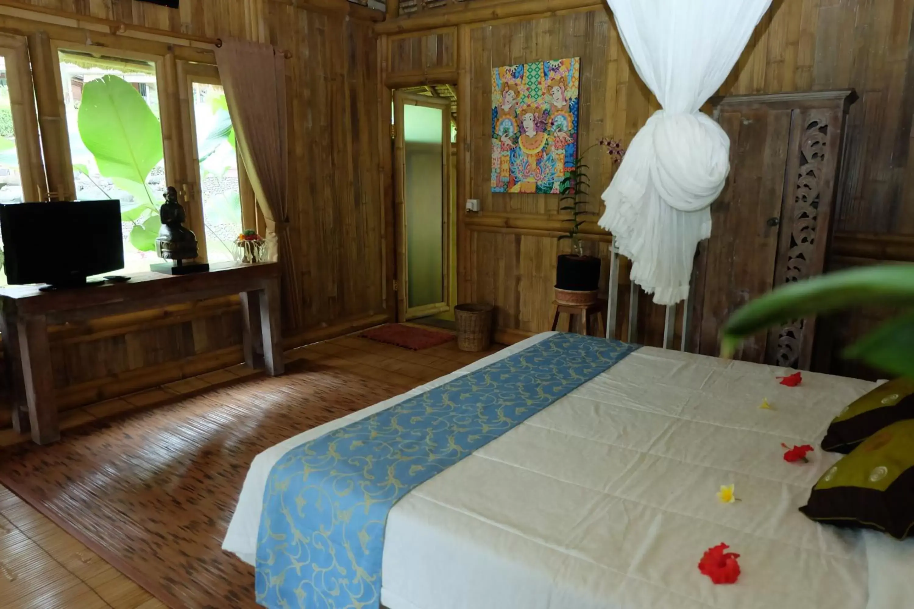 Bedroom, Bed in Puri Taman Sari