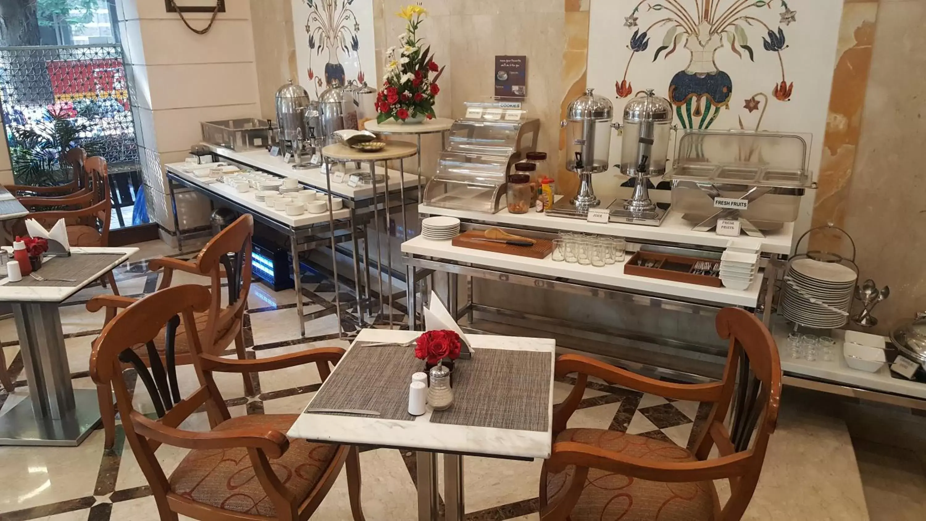 Restaurant/places to eat in Residency Hotel Fort Restaurant/places to eat in Residency Hotel Fort