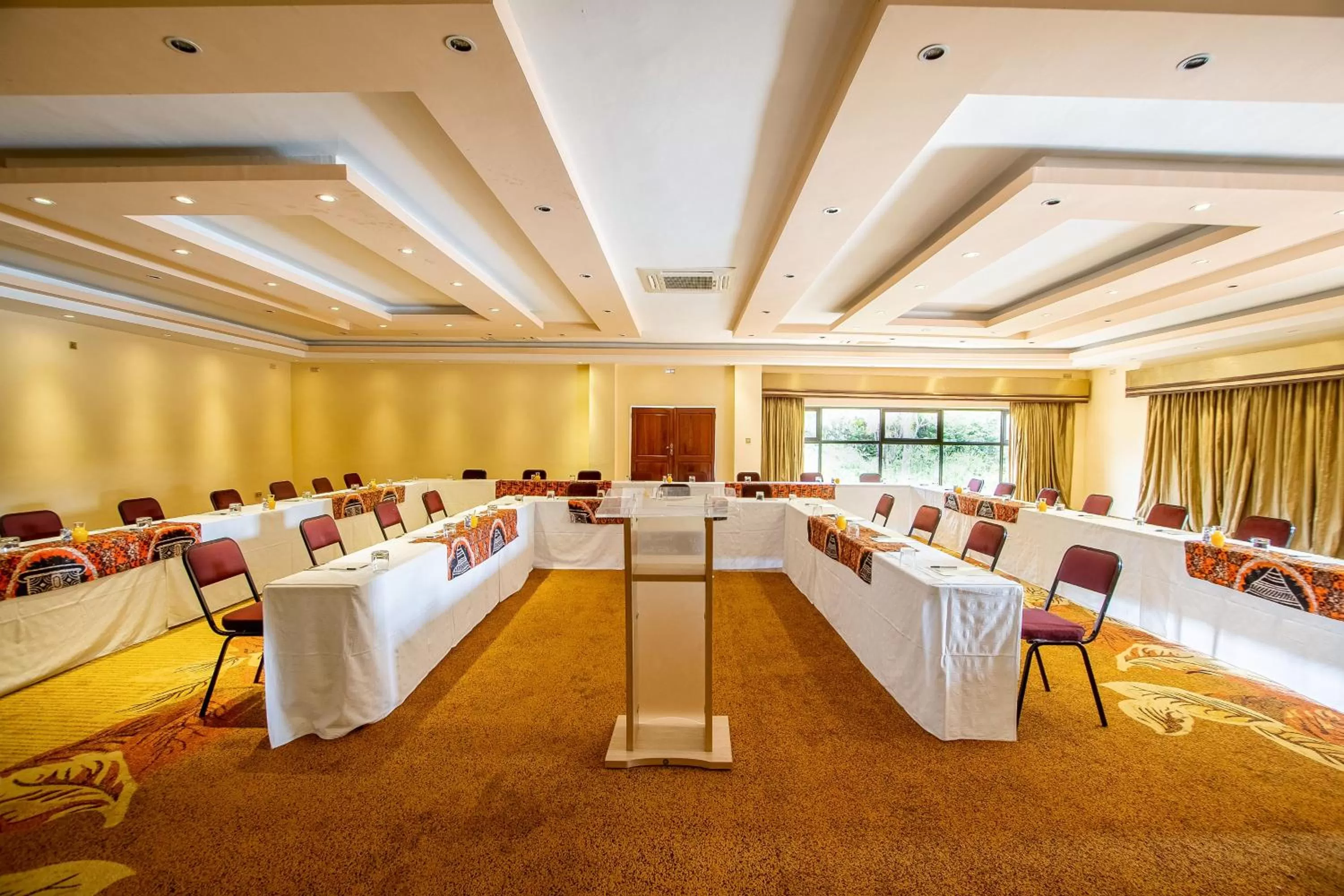 Banquet/Function facilities in The Victoria Falls Deluxe Suites