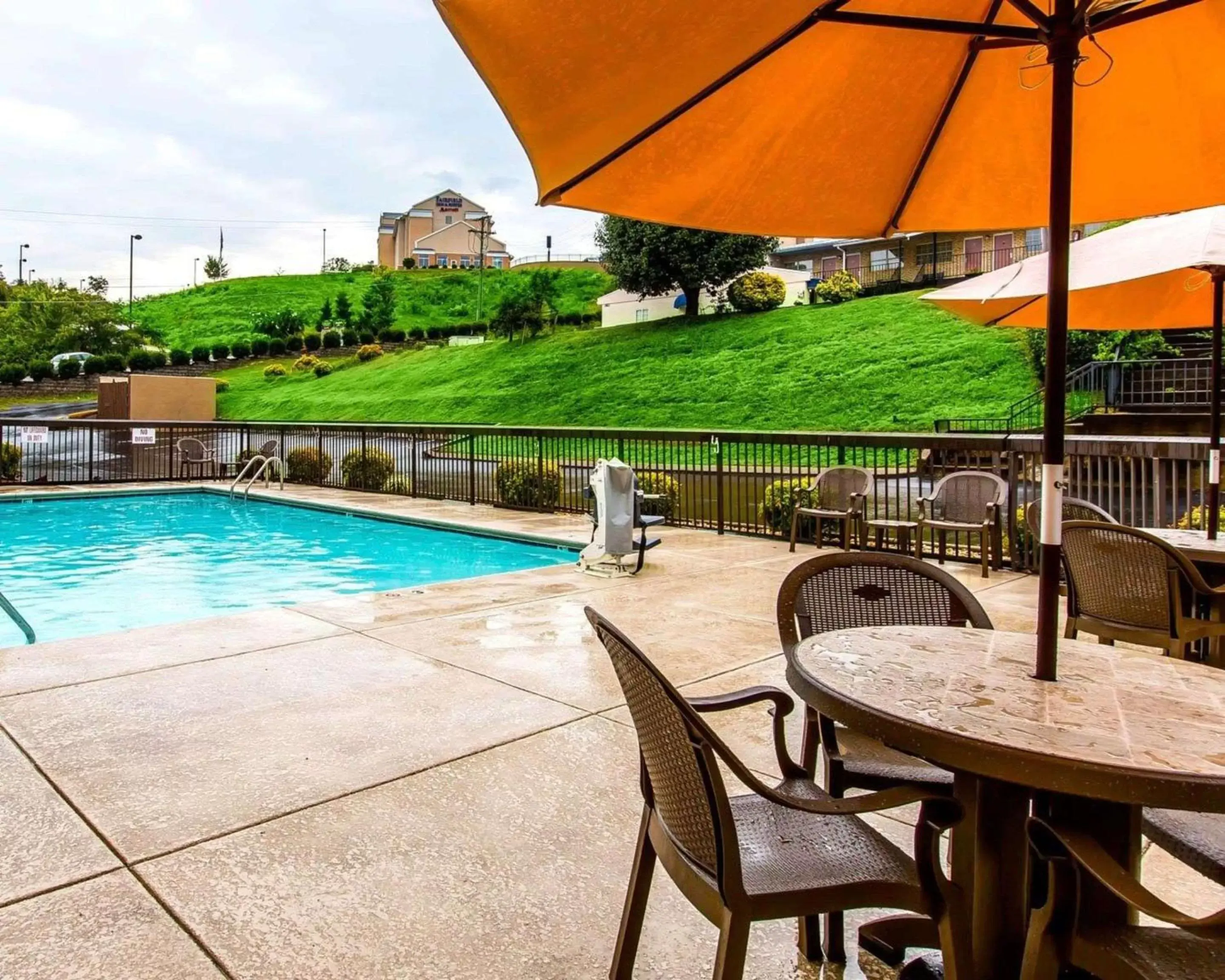 On site, Swimming Pool in Clarion Inn near Lookout Mountain