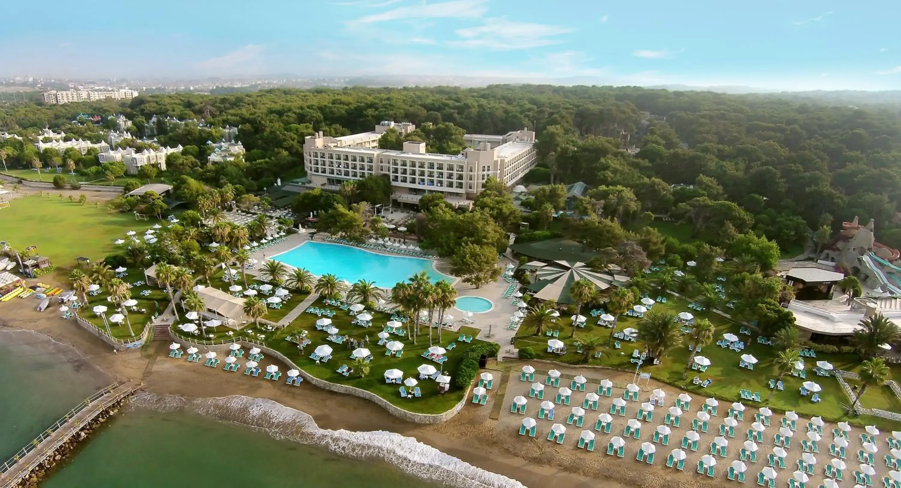 Bird's eye view, Bird's-eye View in Turquoise Hotel