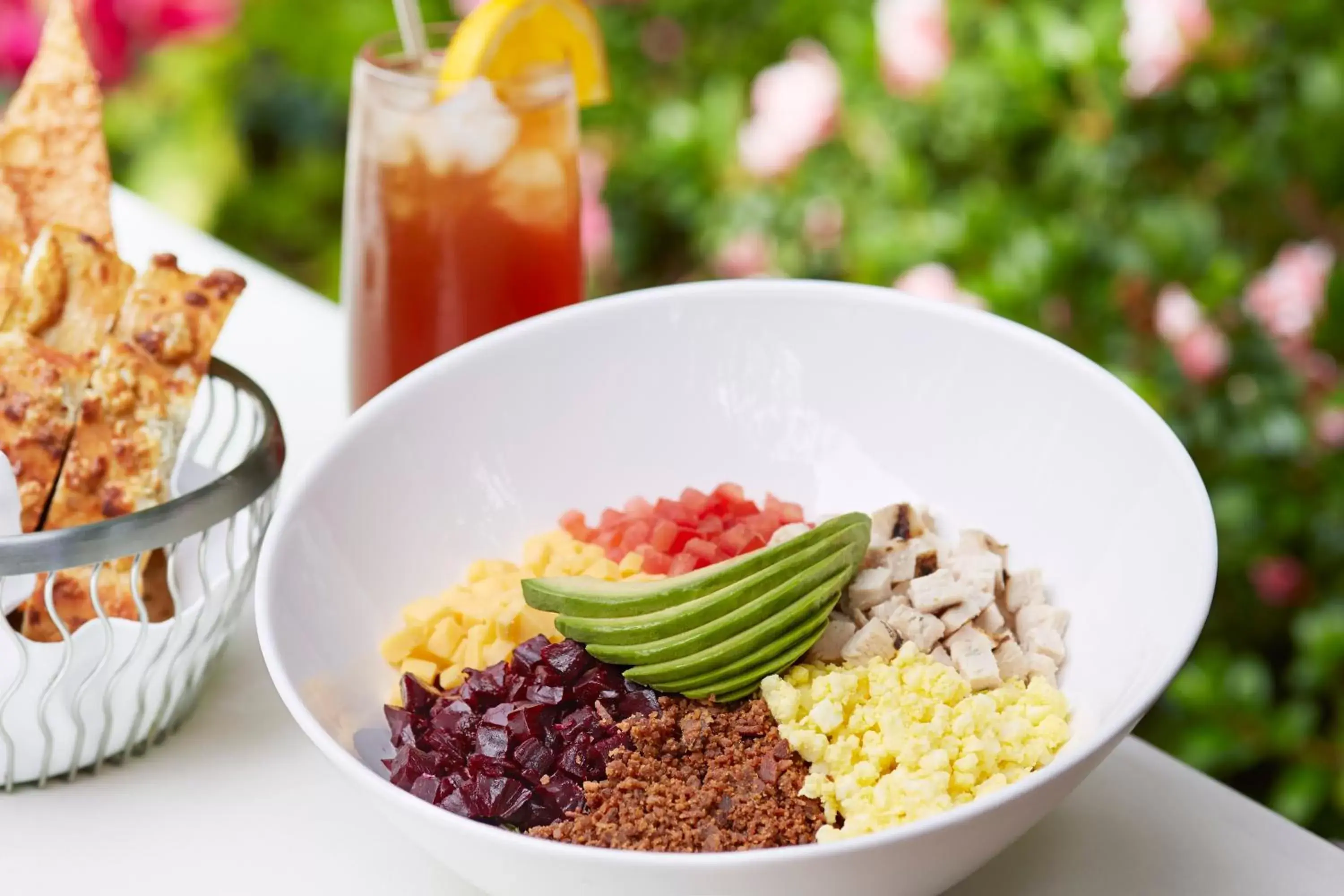 Restaurant/places to eat in The Beverly Hills Hotel - Dorchester Collection Restaurant/places to eat in The Beverly Hills Hotel - Dorchester Collection