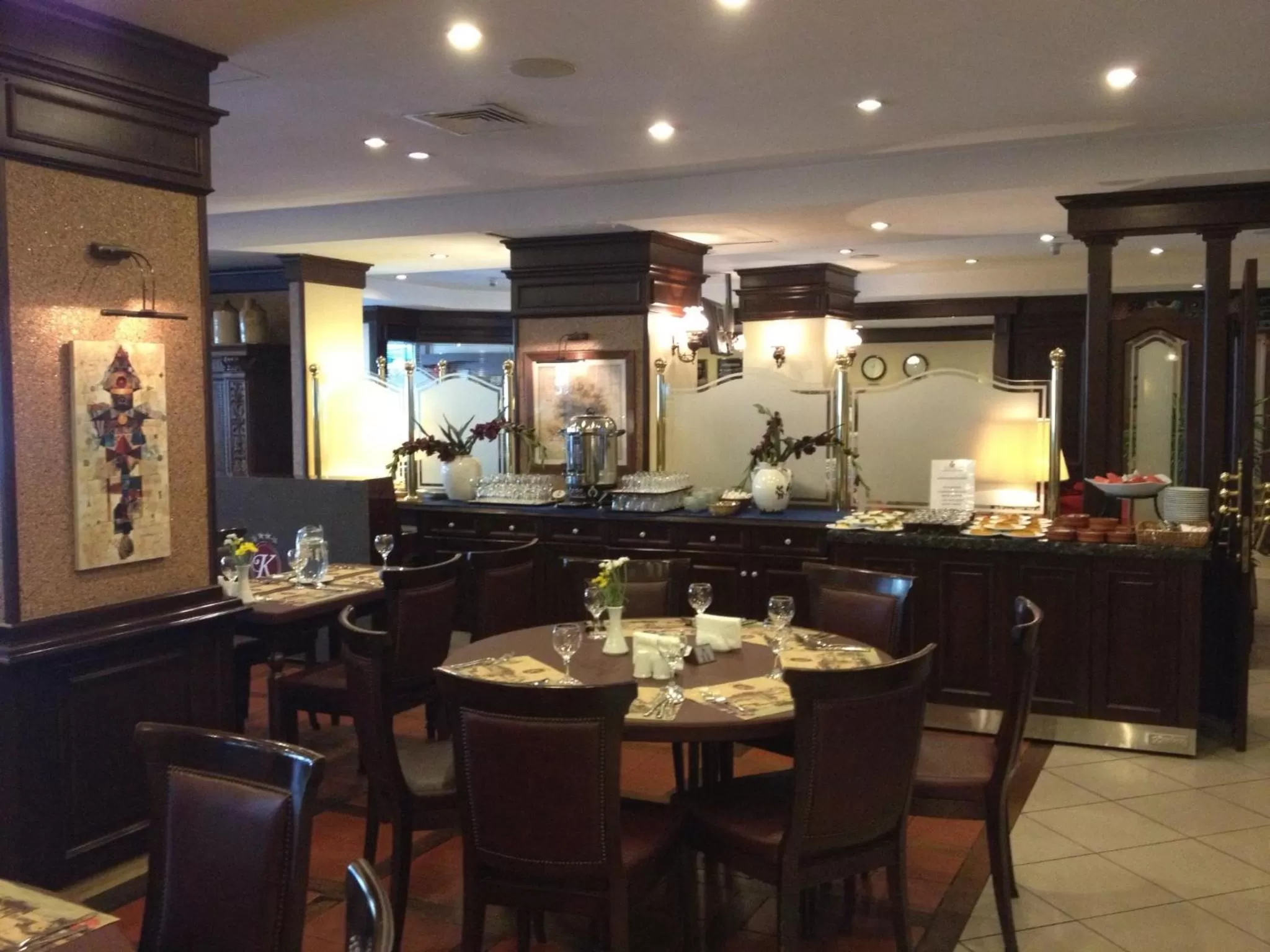 Restaurant/places to eat in Karaca Hotel