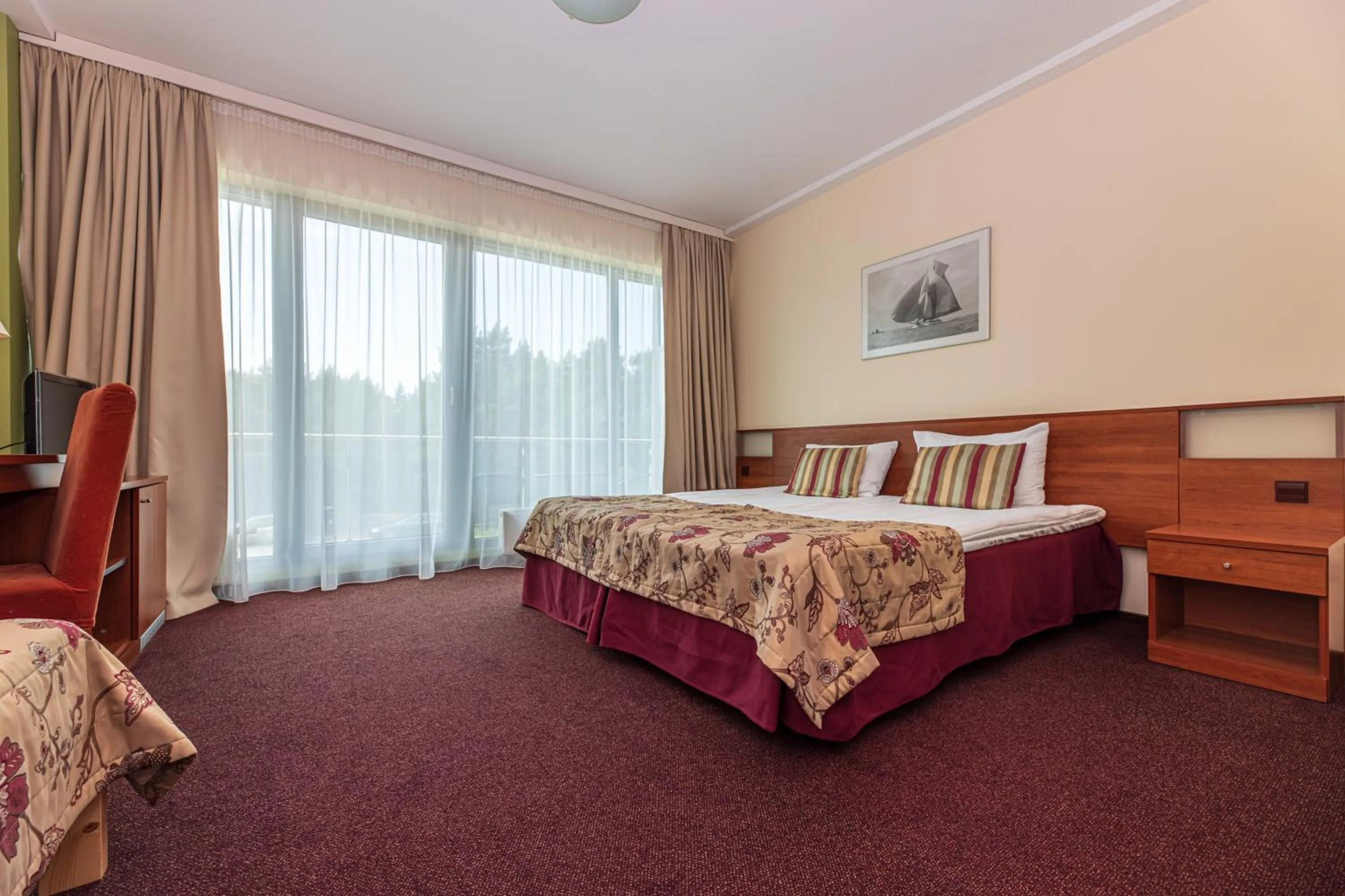 Photo of the whole room, Bed in Meduza Hotel