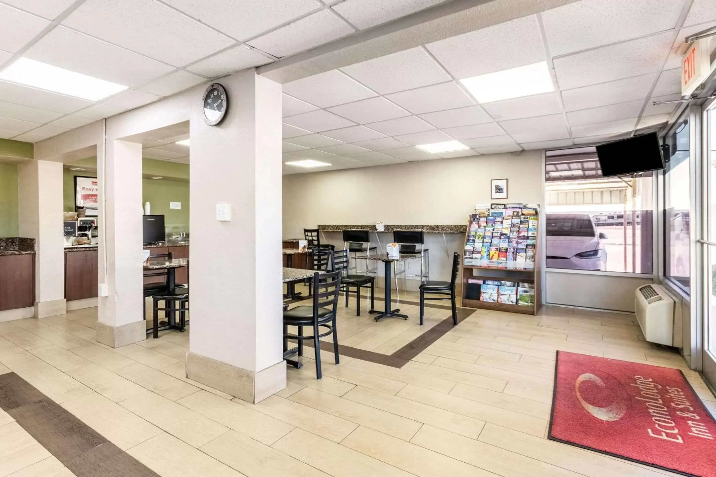 Lobby or reception in Econo Lodge Inn & Suites Near Bricktown