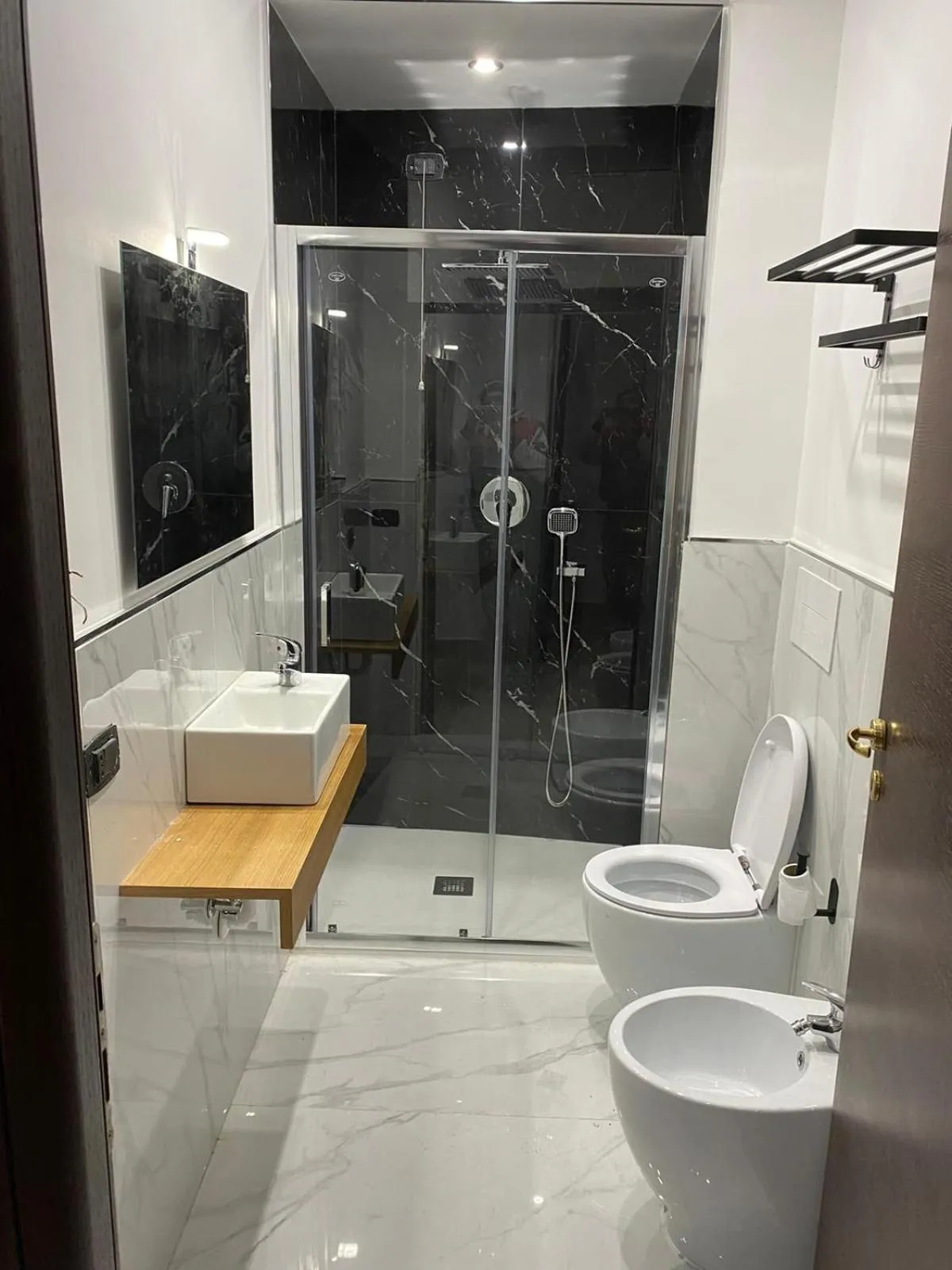 Shower in Hotel Barbato