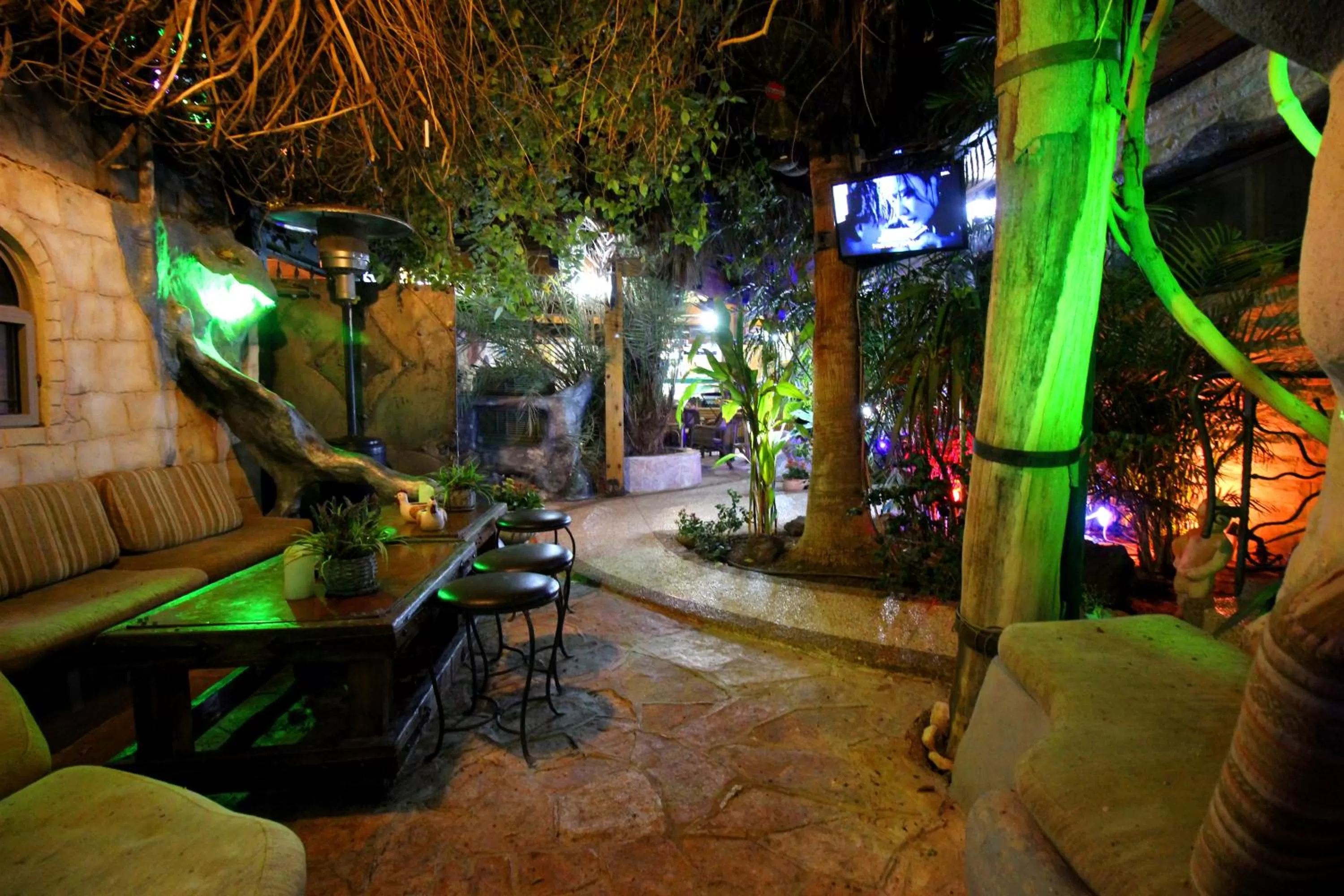 Decorative detail in Sunset Inn