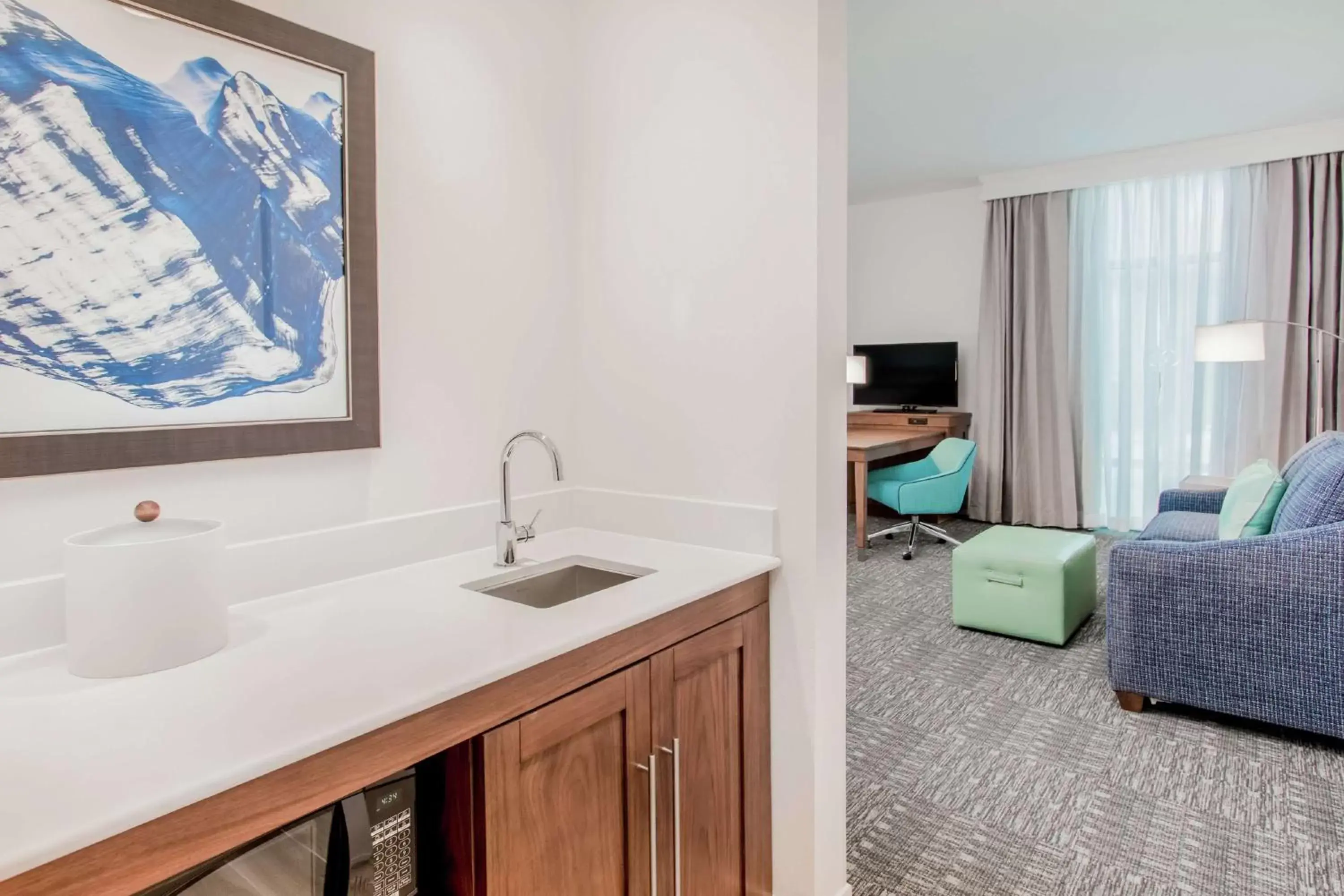 Bedroom, Bathroom in Hampton Inn & Suites Panama City Beach-Beachfront