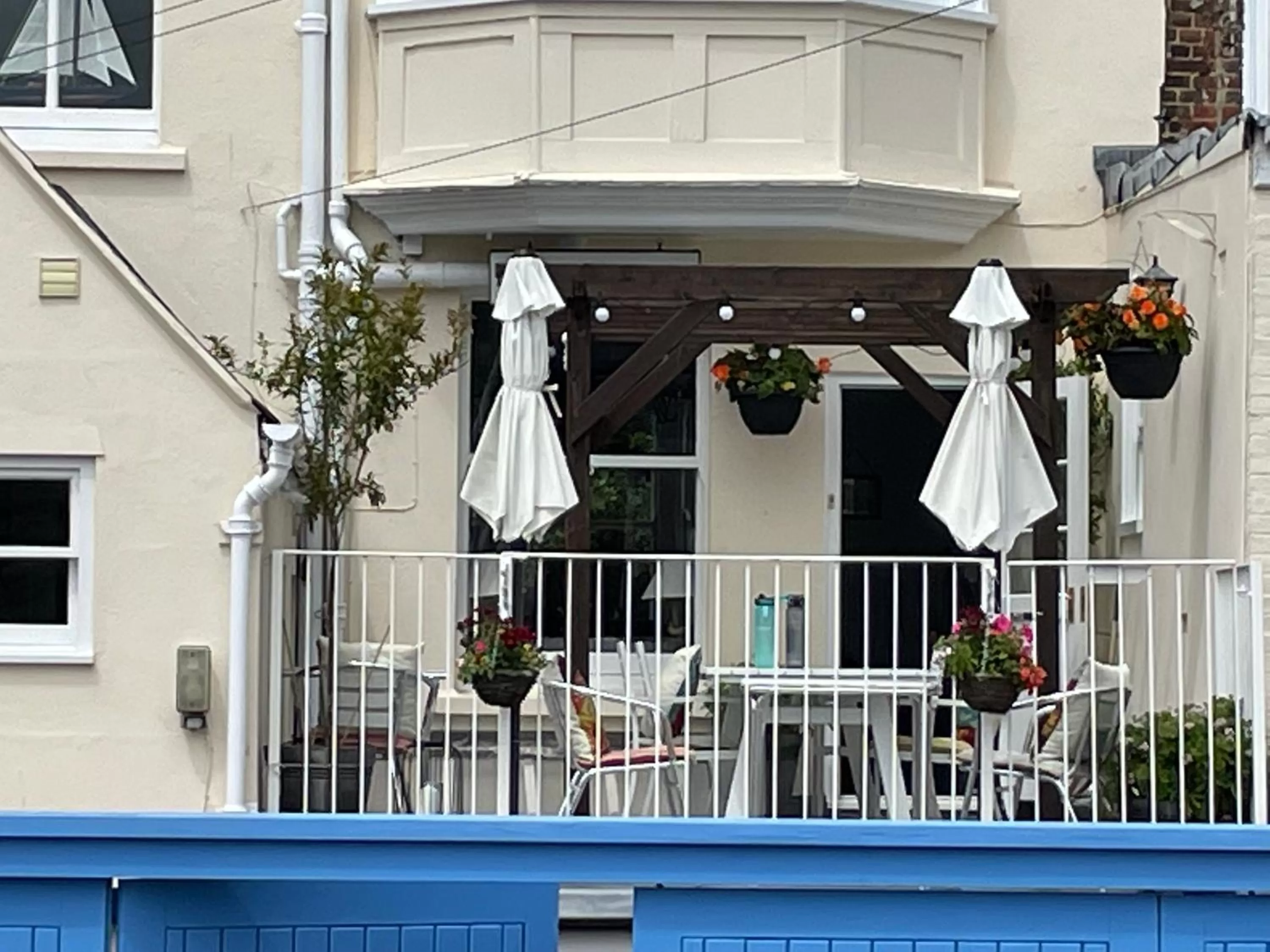 View (from property/room), Swimming Pool in Lantana Guest House