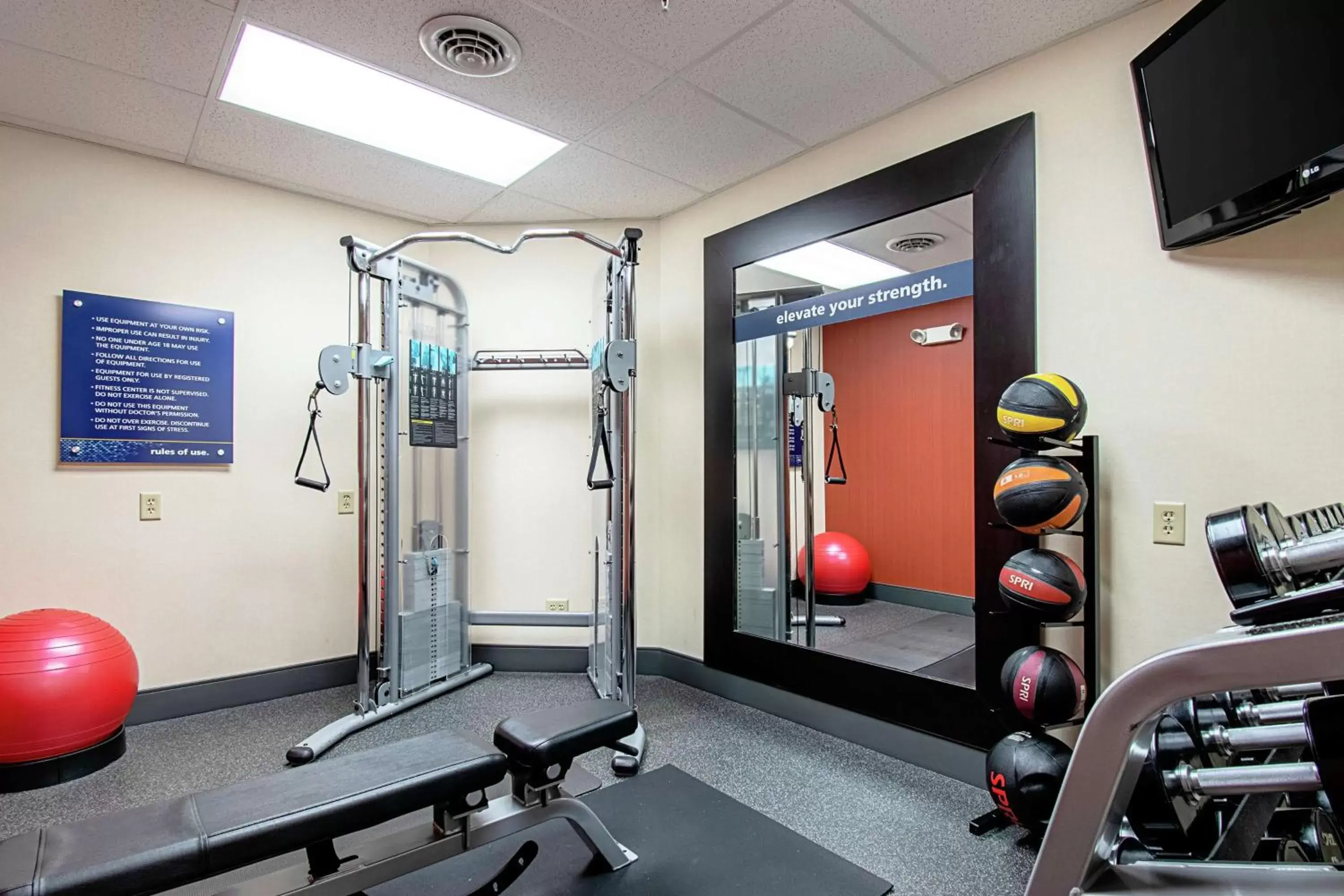 Fitness centre/facilities, Fitness Center/Facilities in Hampton Inn Pine Grove