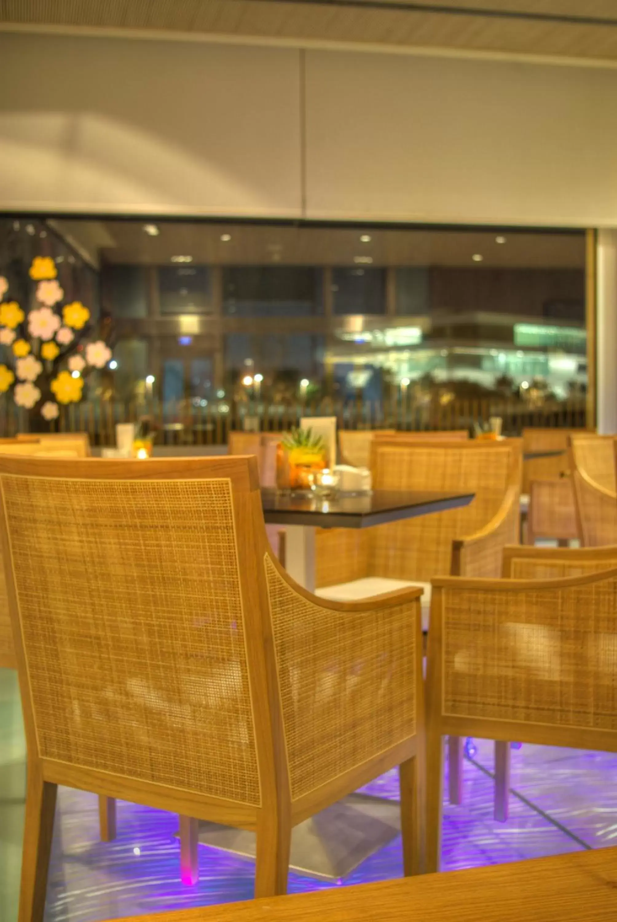 Lounge or bar, Restaurant/Places to Eat in Hotel Neptuno