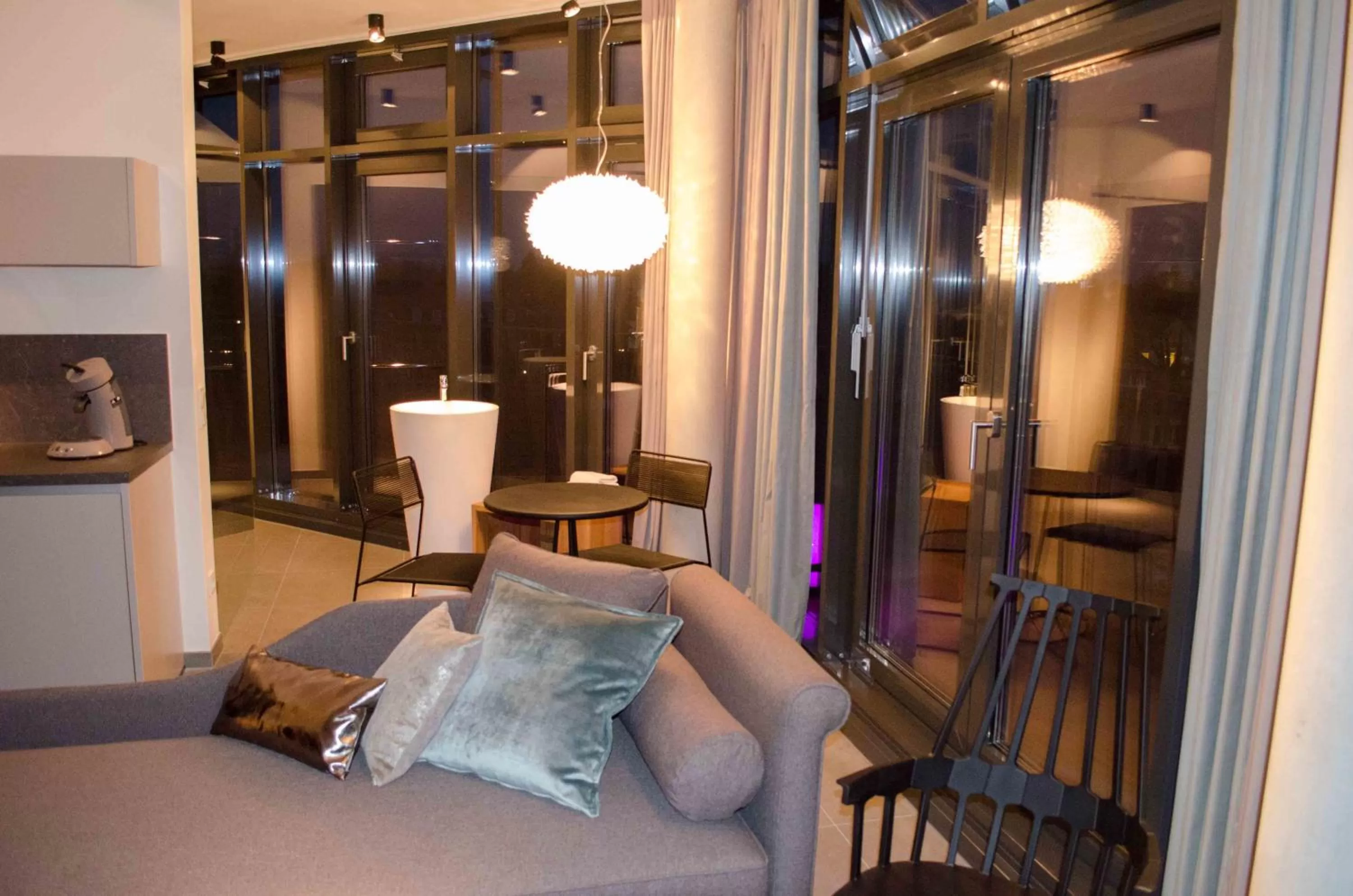 Decorative detail in Hotel im Bunker