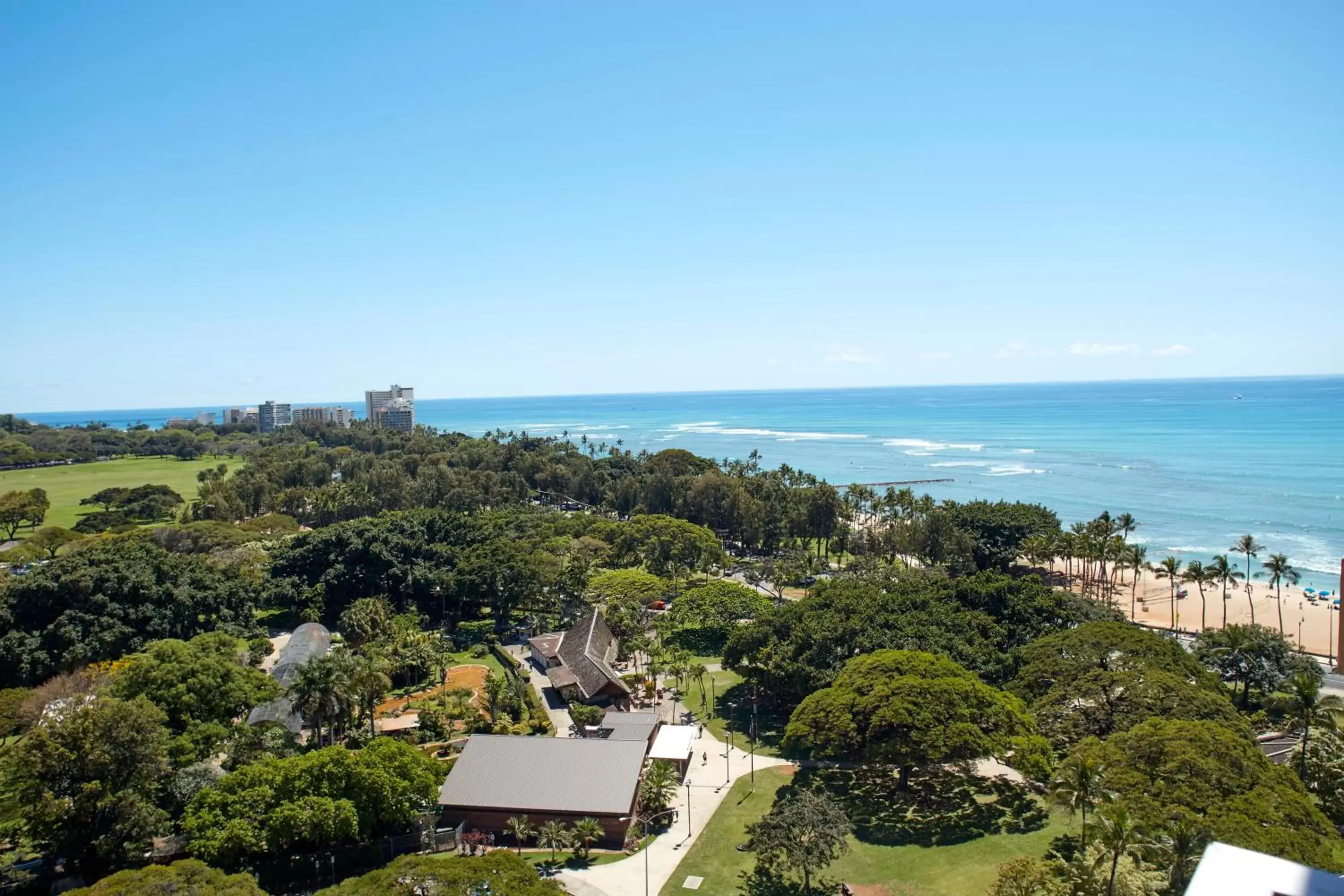 Balcony/Terrace, Bird's-eye View in Queen Kapiolani Hotel