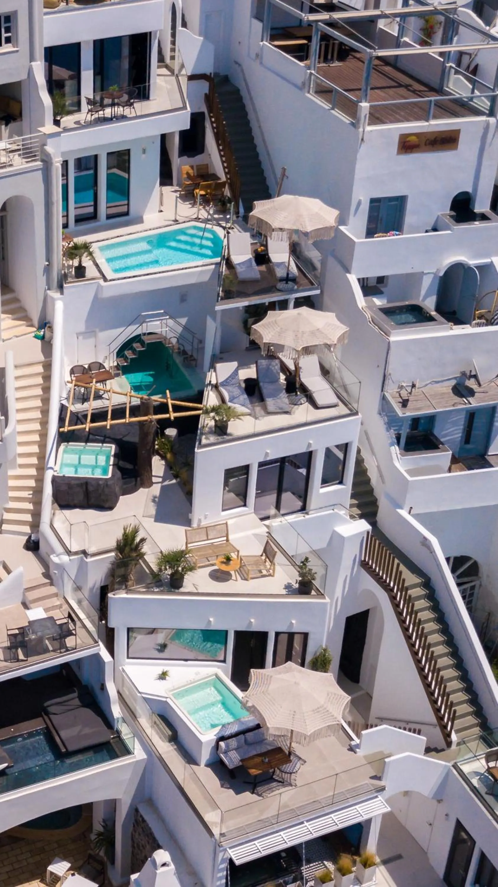 Area and facilities in Daydream Luxury Suites