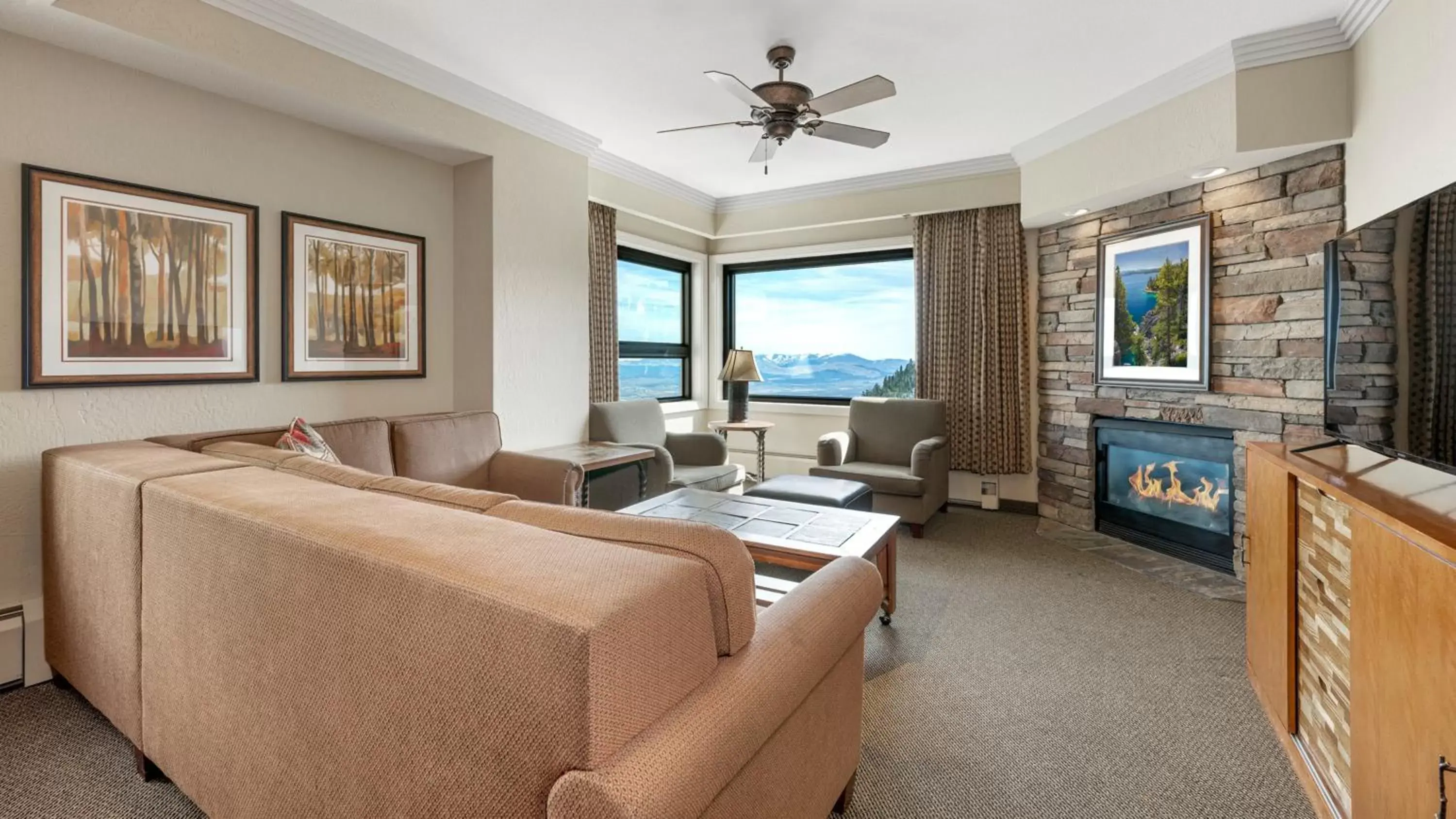 Photo of the whole room in Holiday Inn Club Vacations - Tahoe Ridge Resort, an IHG Hotel
