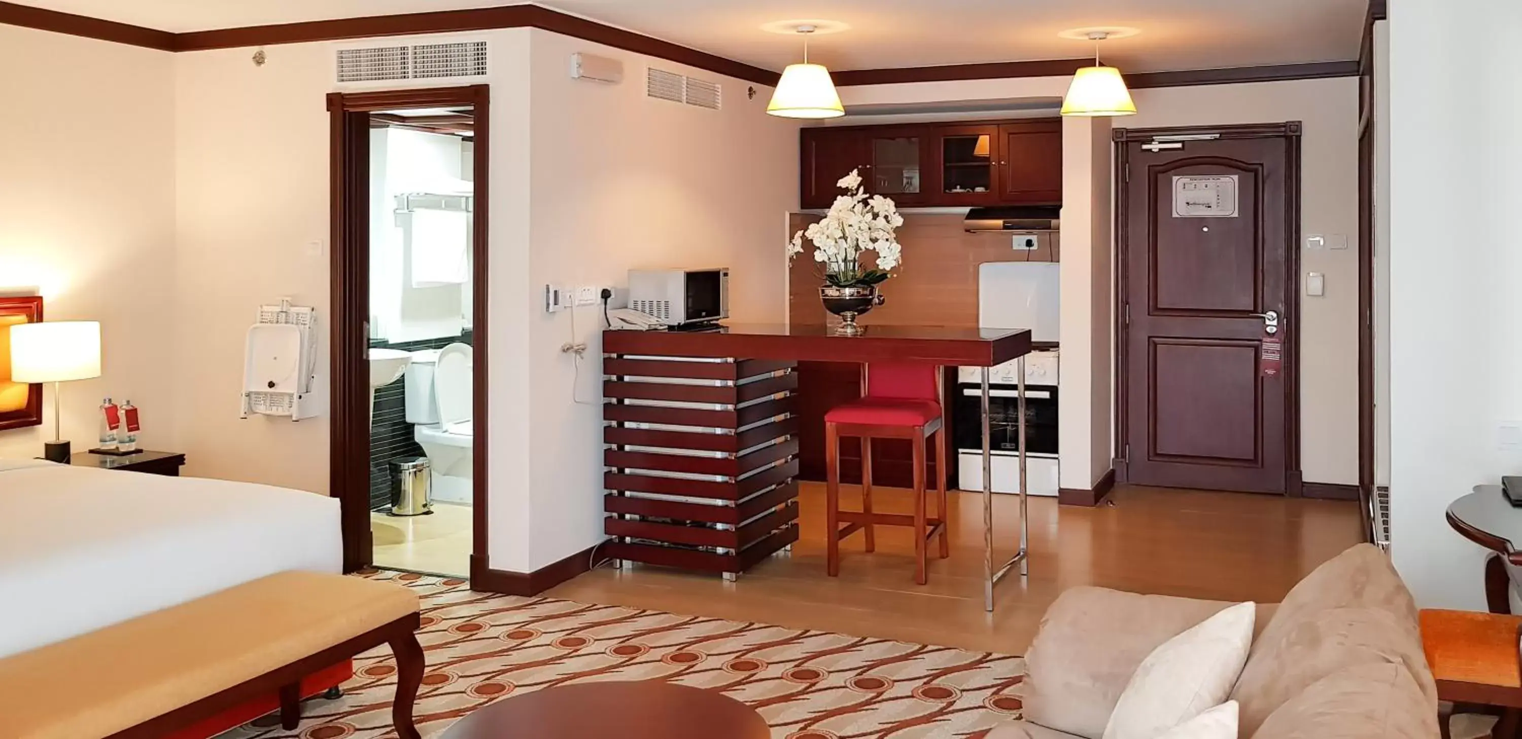 Kitchen or kitchenette in Mövenpick Hotel & Residences Nairobi