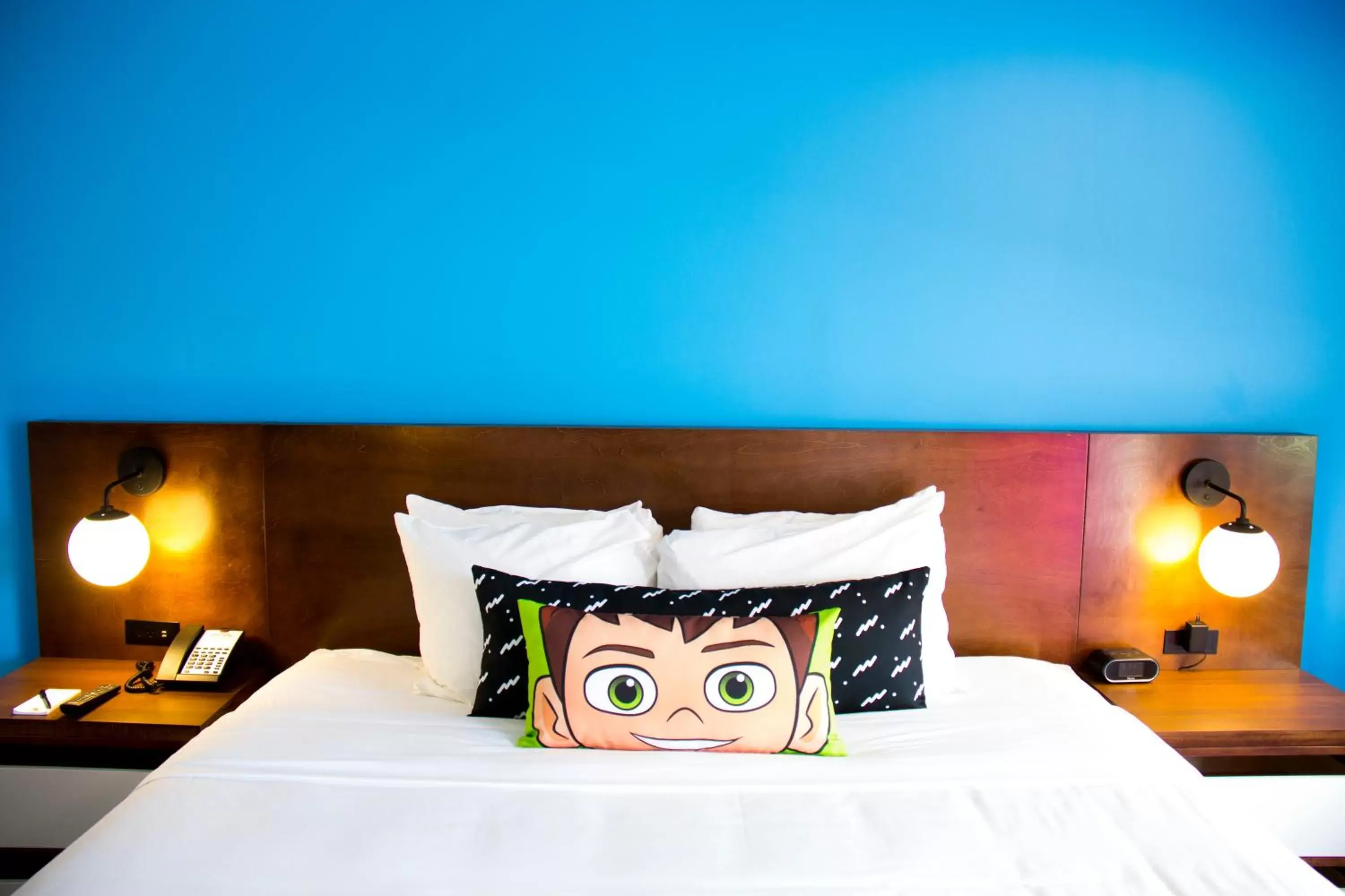 Bed in Cartoon Network Hotel