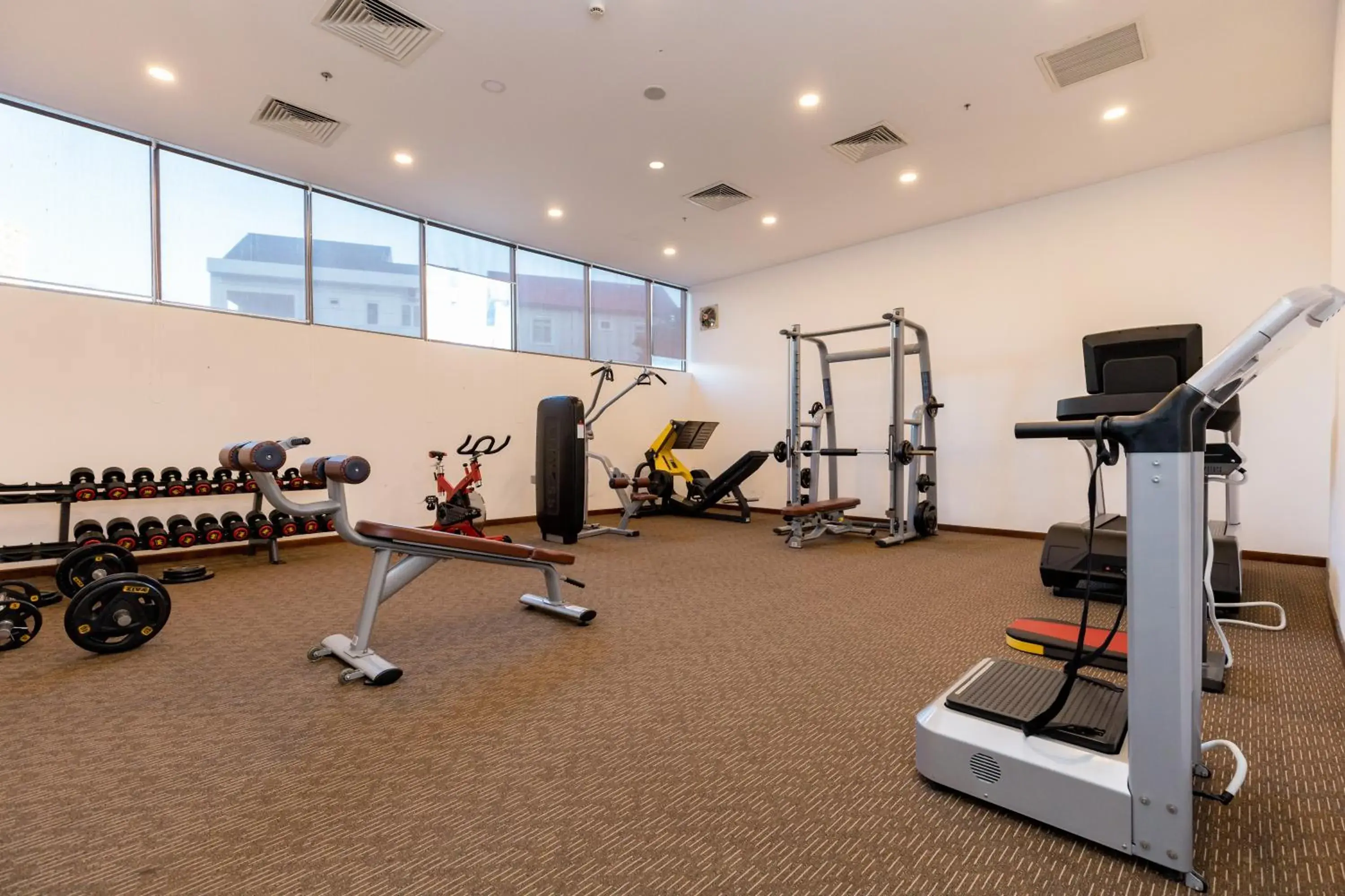 Fitness centre/facilities, Fitness Center/Facilities in DIC Star Landmark