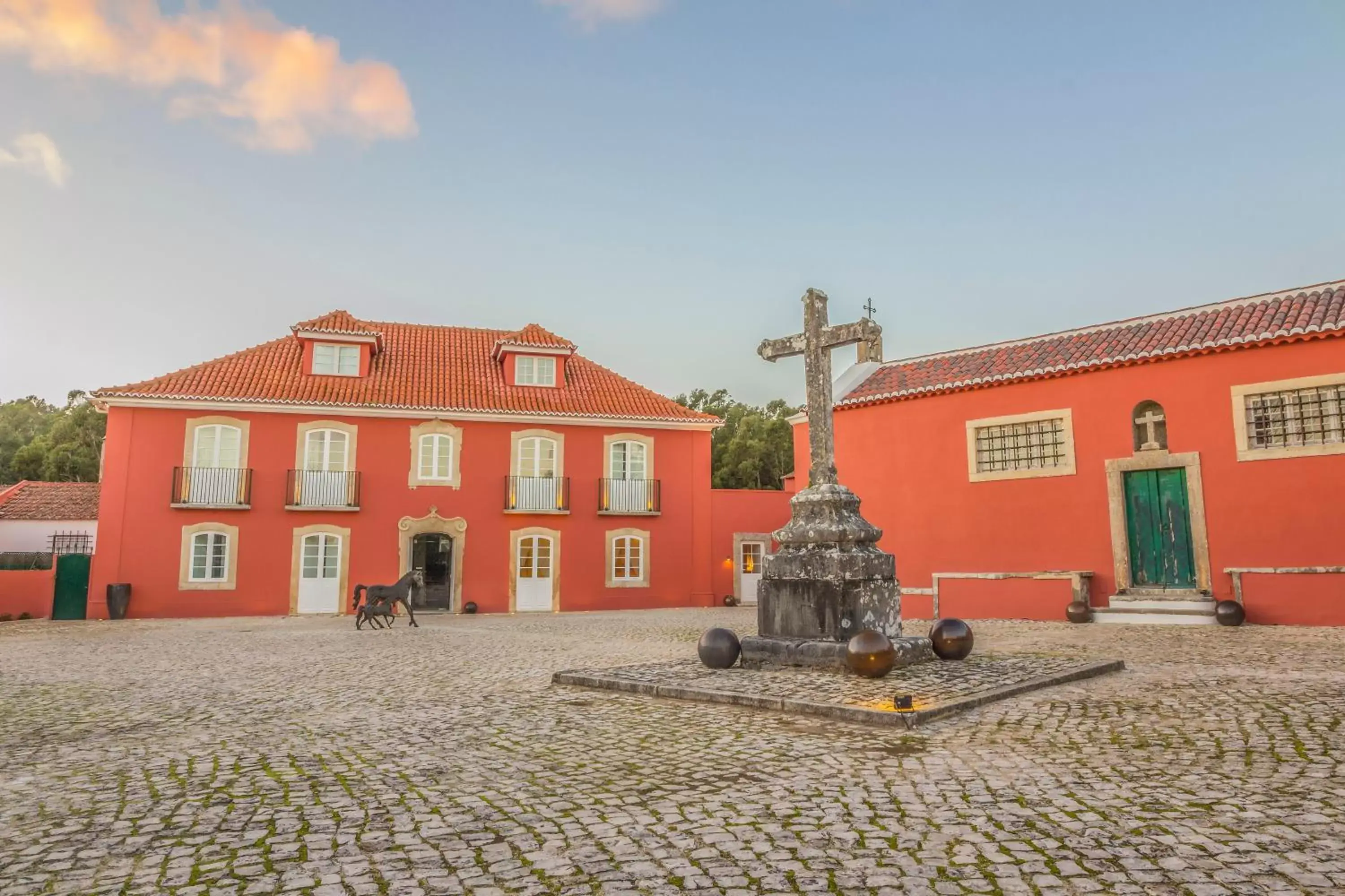 Property Building in Paço do Bispo Boutique House