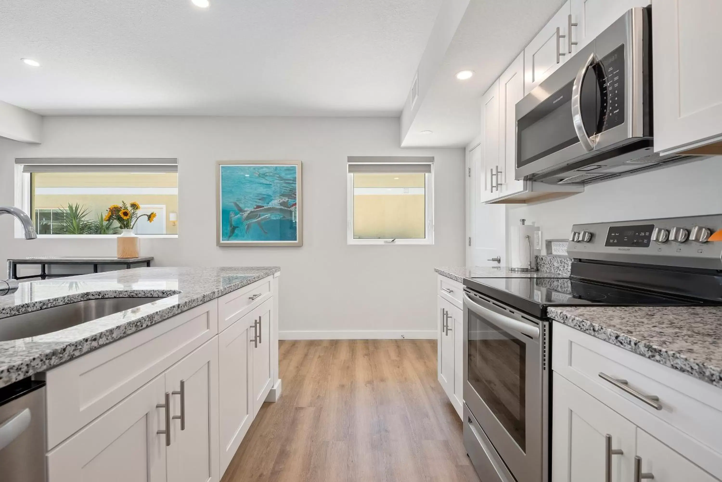 Kitchen/Kitchenette in Escape Casey Key