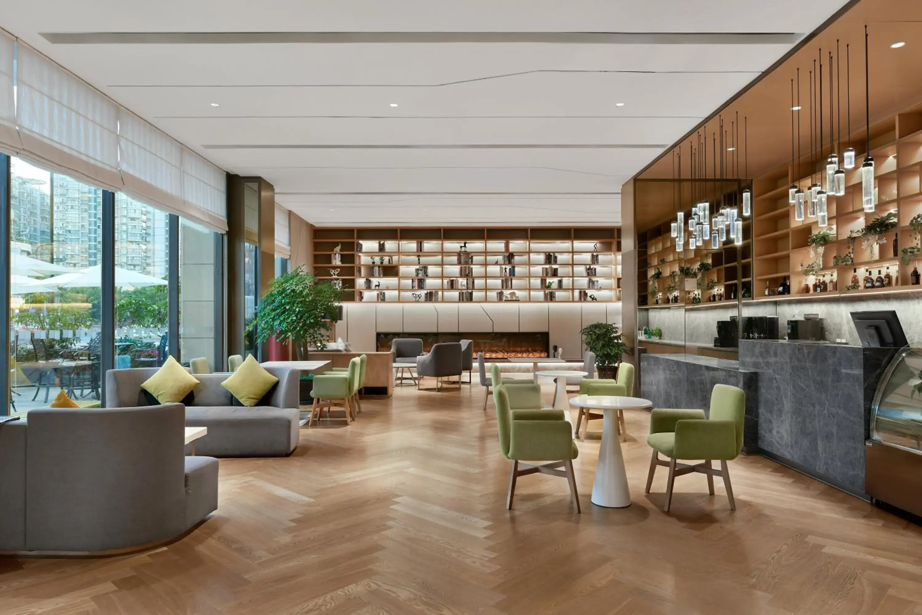 Property building, Lounge/Bar in Holiday Inn Express Chengdu Huanhuaxi, an IHG Hotel