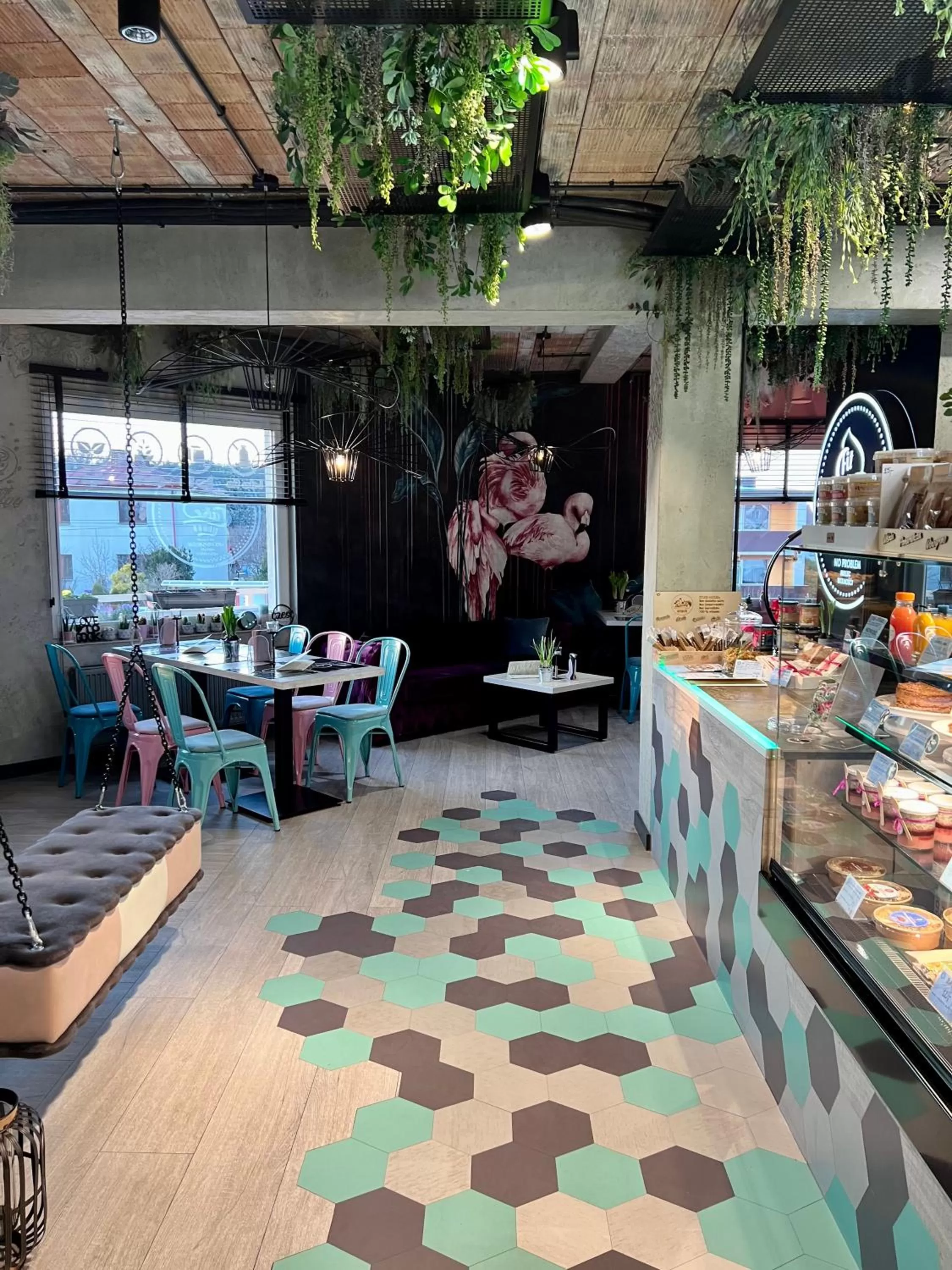 Restaurant/places to eat in Global Home - Aparthotel - No Contact Check In