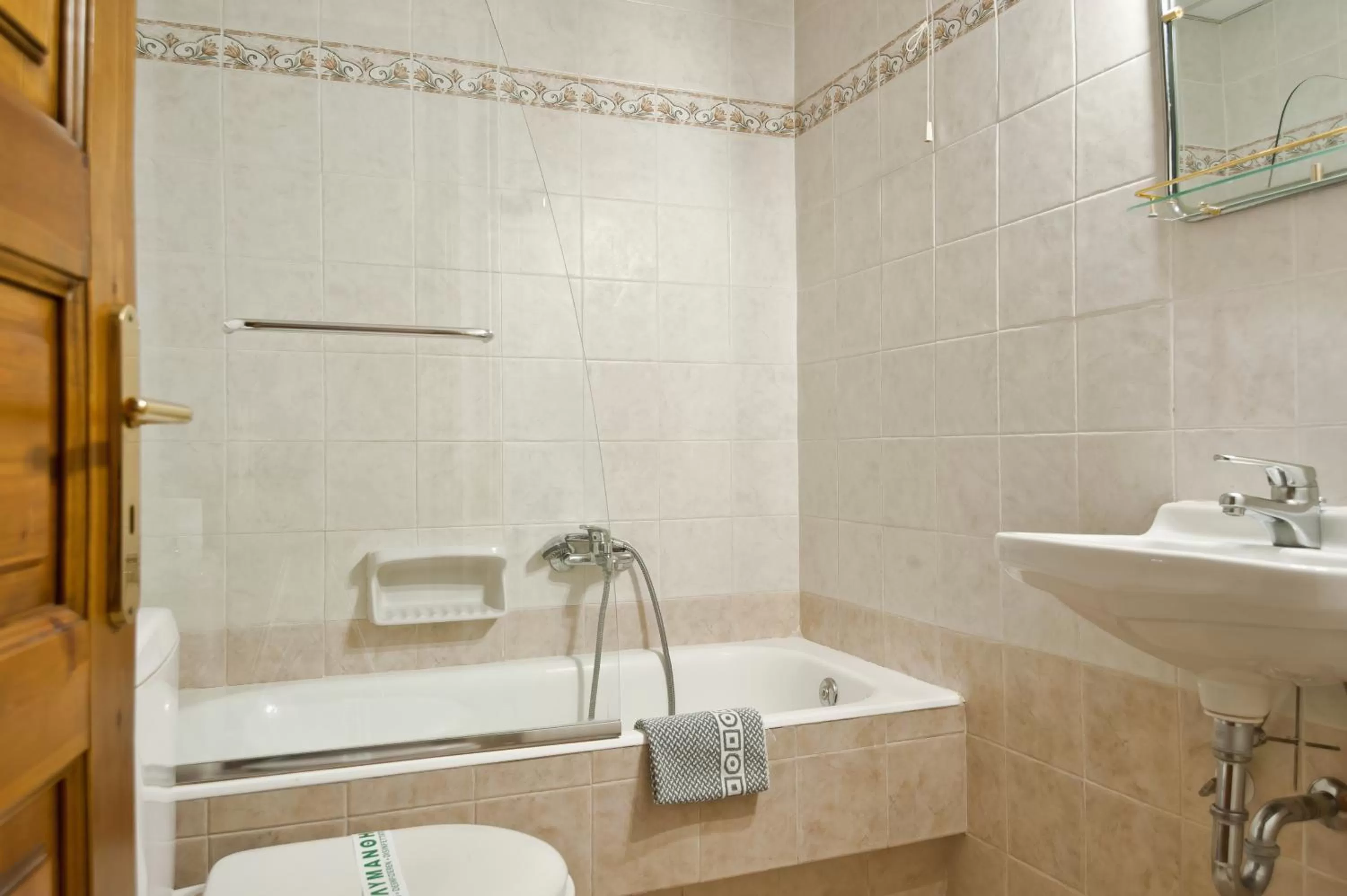 Bathroom in Pan Hotel