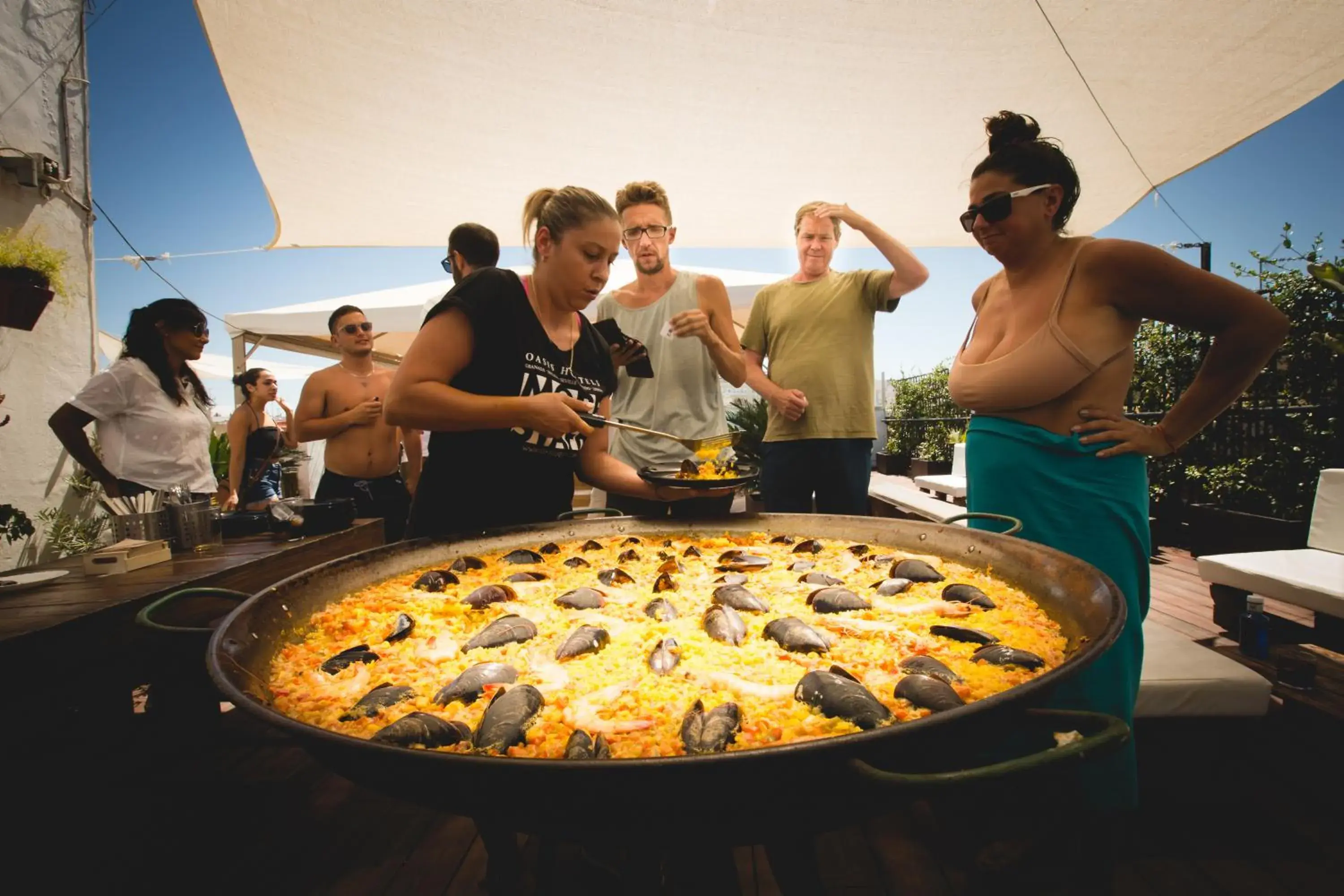 Restaurant/places to eat in Oasis Backpackers' Hostel Palace Sevilla Restaurant/places to eat in Oasis Backpackers' Hostel Palace Sevilla